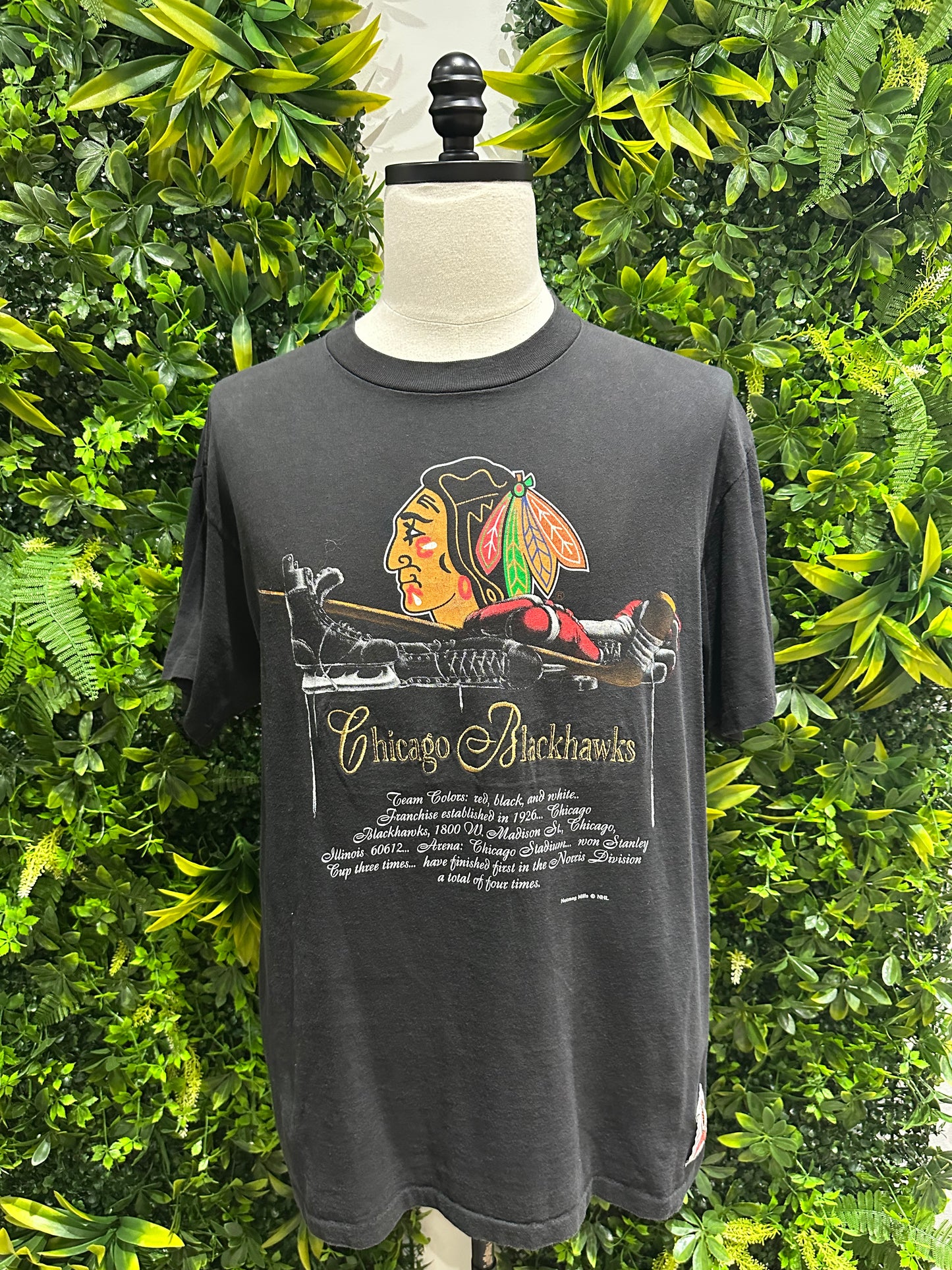(Mens Large) 90s Chicago Blackhawks Shirt 007