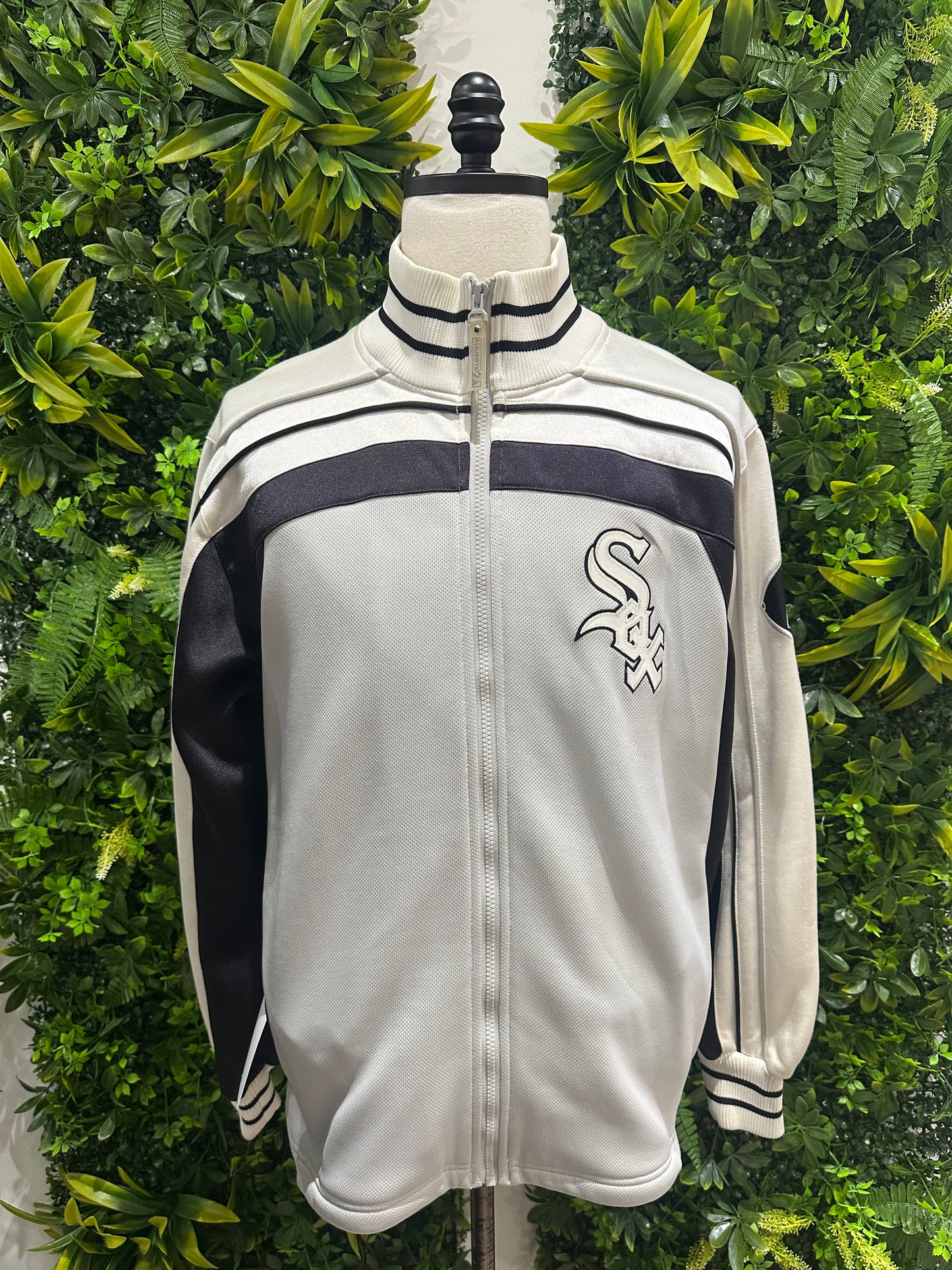 (Mens Medium) Chicago White Sox Track Jacket