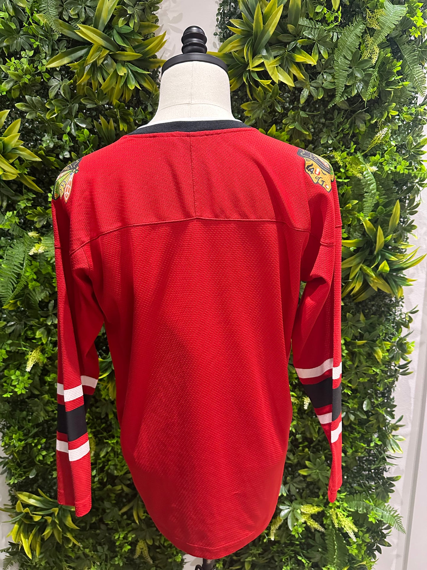 (Kids XL) 90s Chicago Blackhawks Jersey