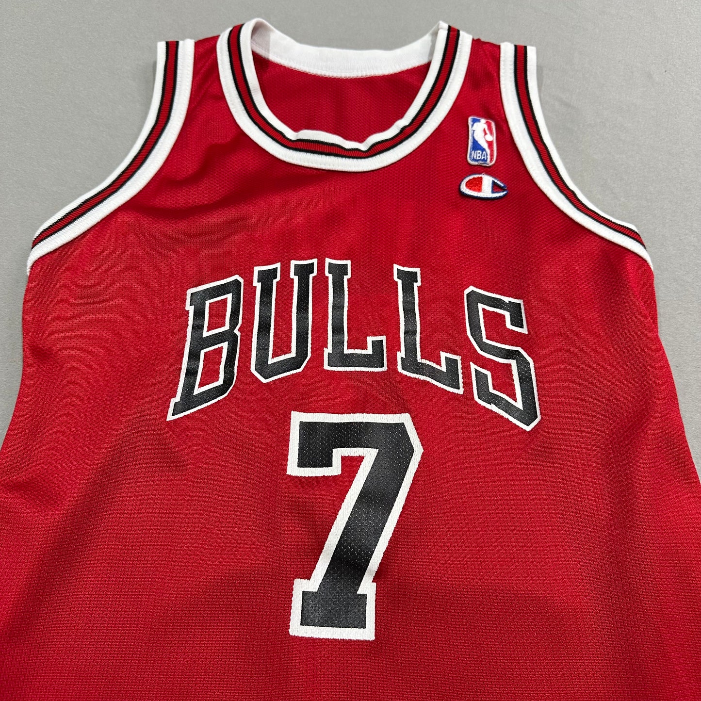 Vintage Tony Kukoc Jersey Kids Medium Chicago Bulls Champion