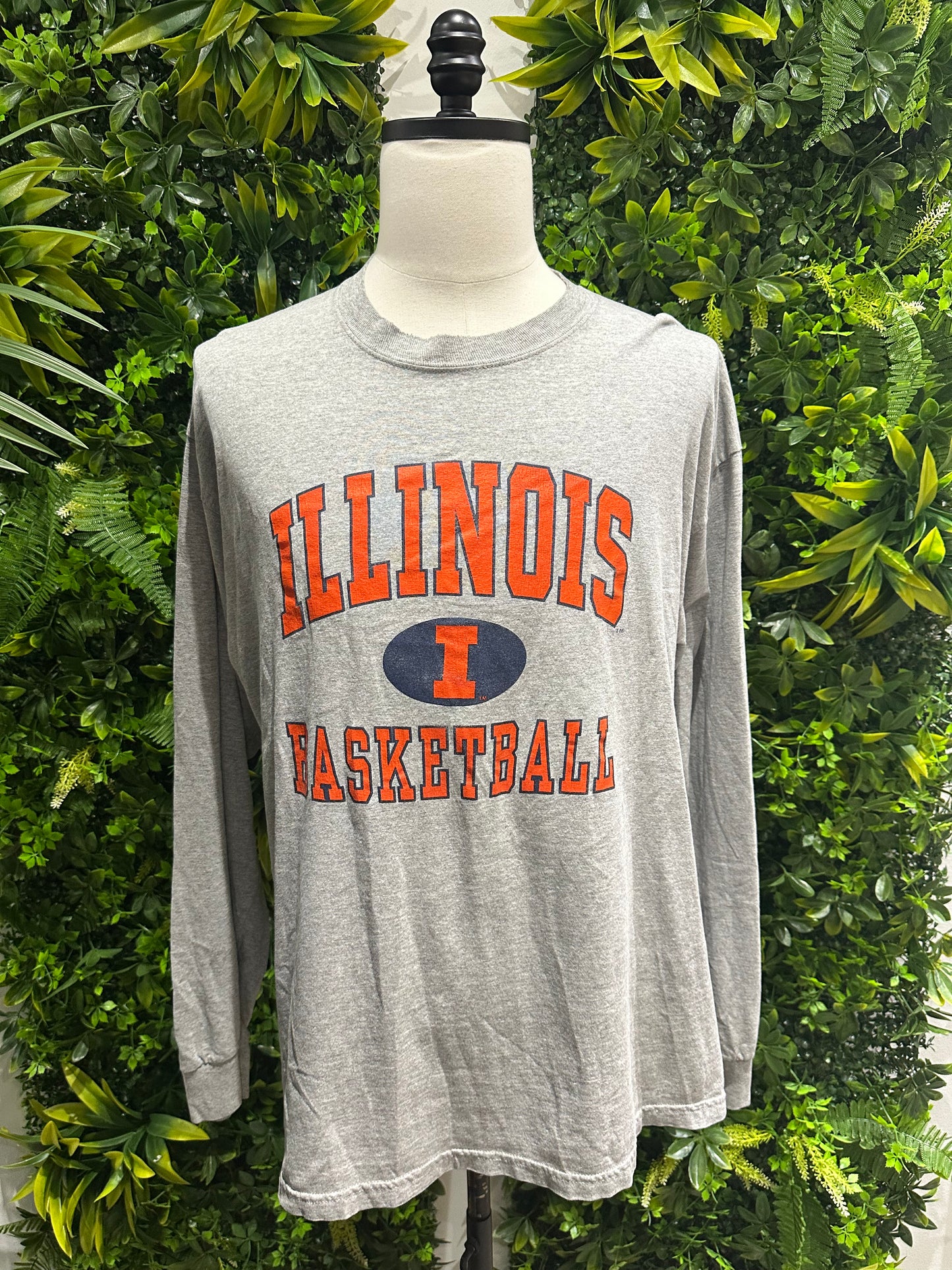 (Mens XL) Illinois Basketball Long Sleeve Shirt