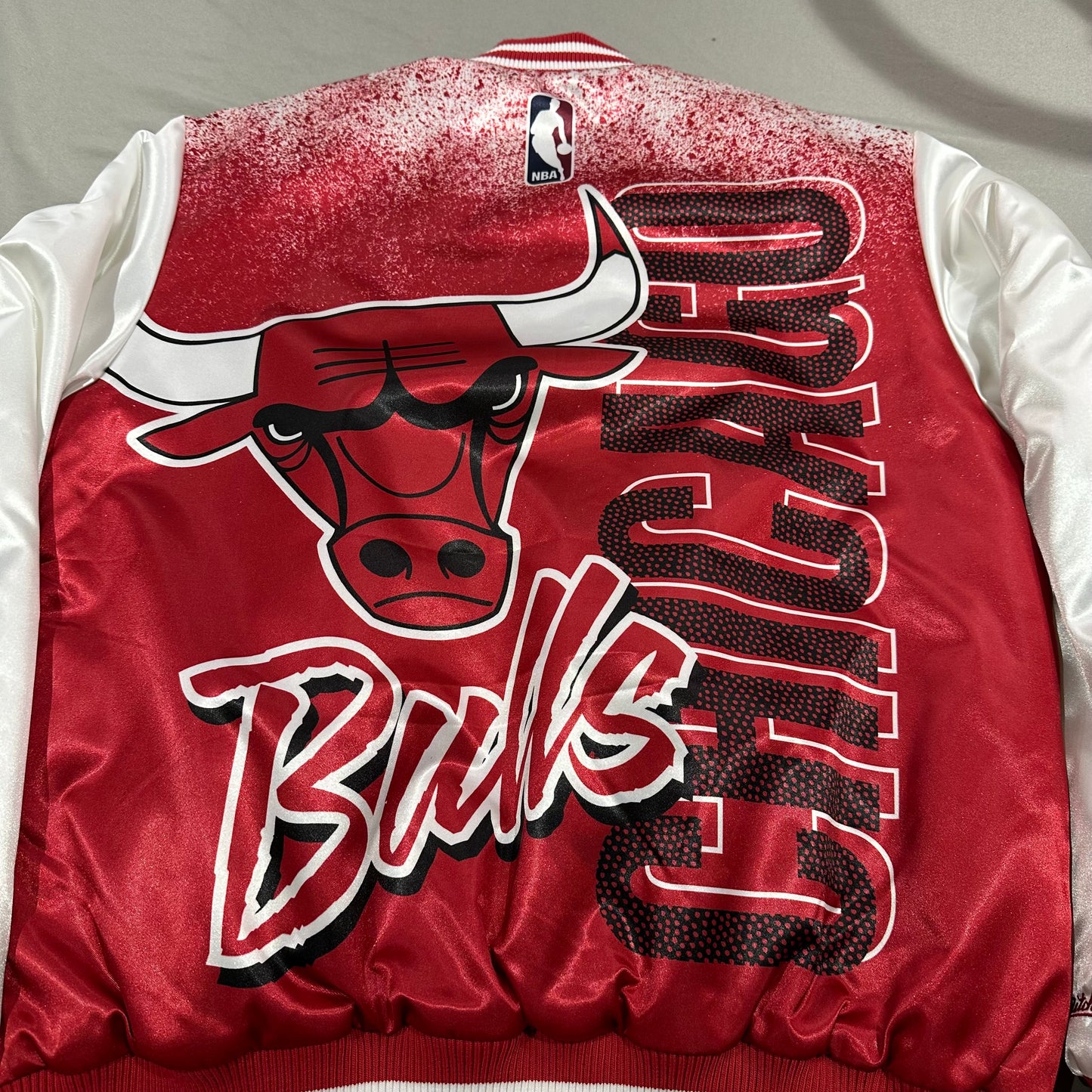 Mitchell & Ness Chicago Bulls Jacket Mens Medium