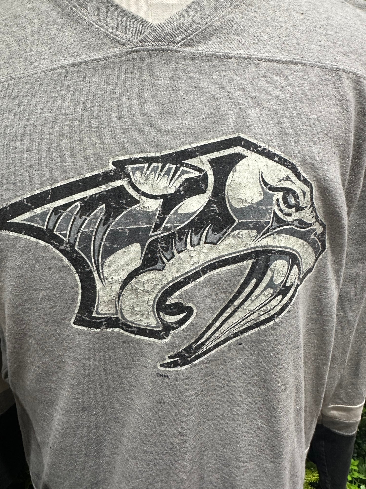 (Mens Medium) 90s Nashville Predators Jersey Shirt 007