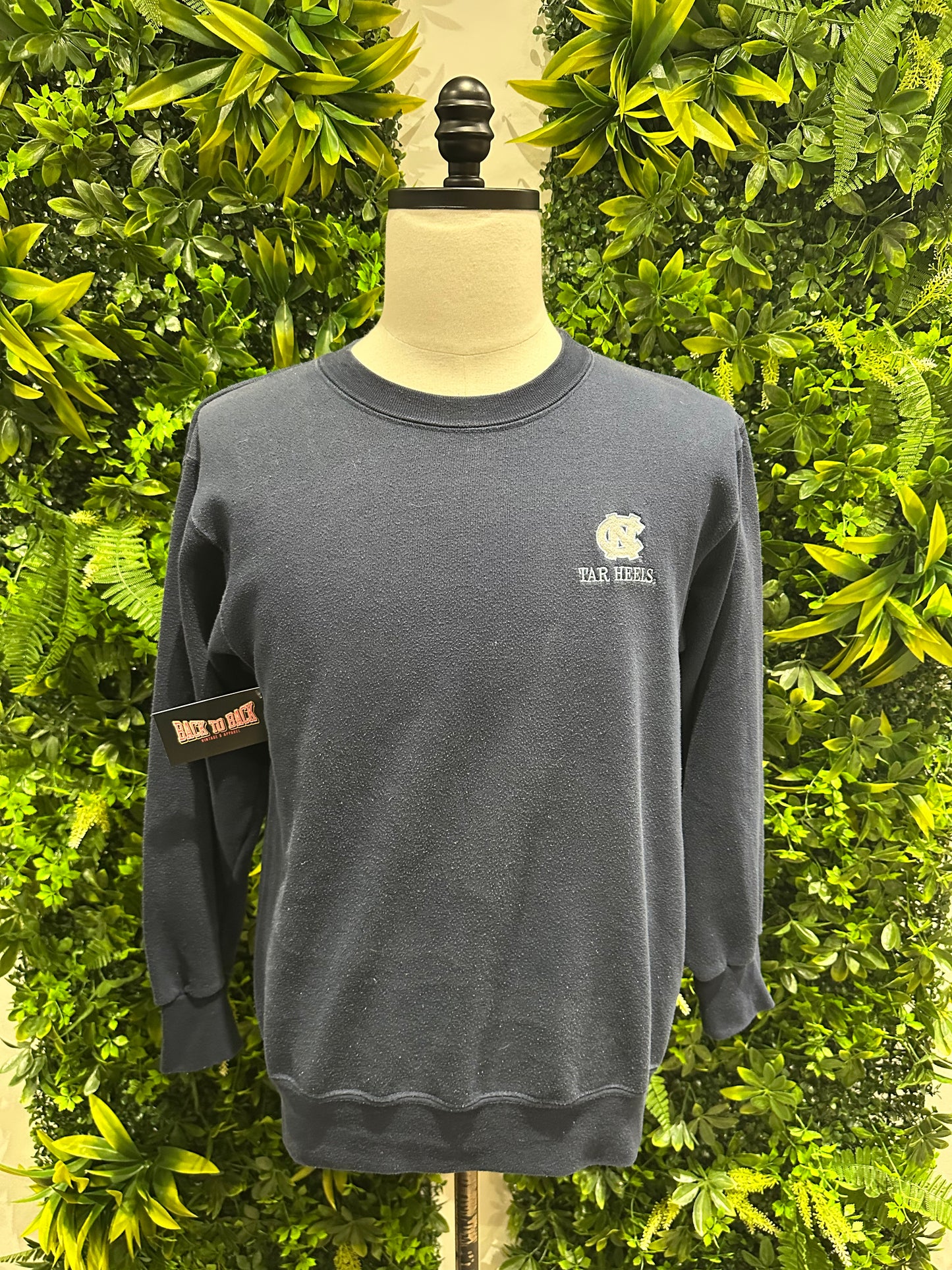 (Mens Small) 90s North Carolina Tar Heels Sweater 007