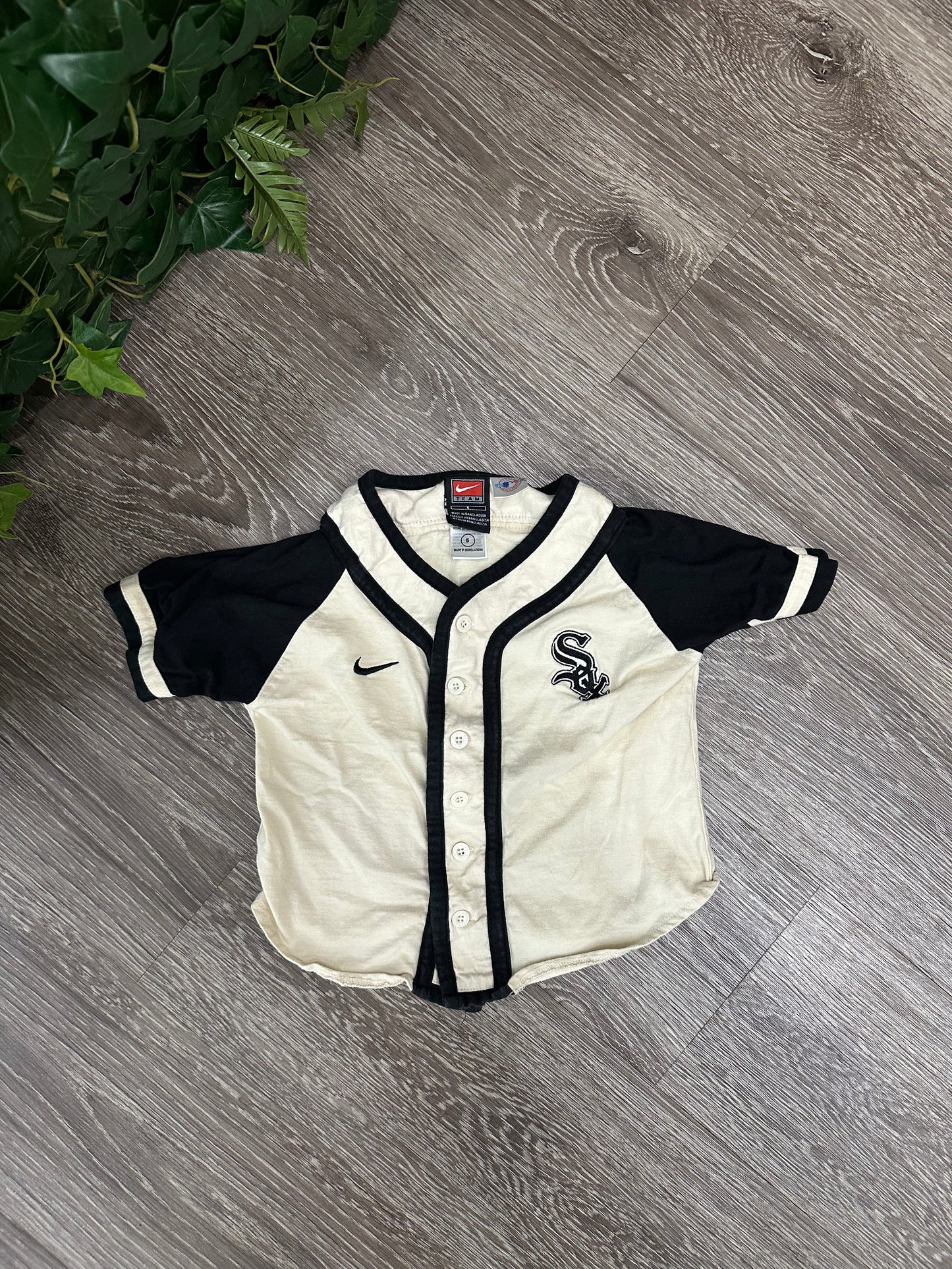 (Kids 5) 90s Chicago White Sox Jersey