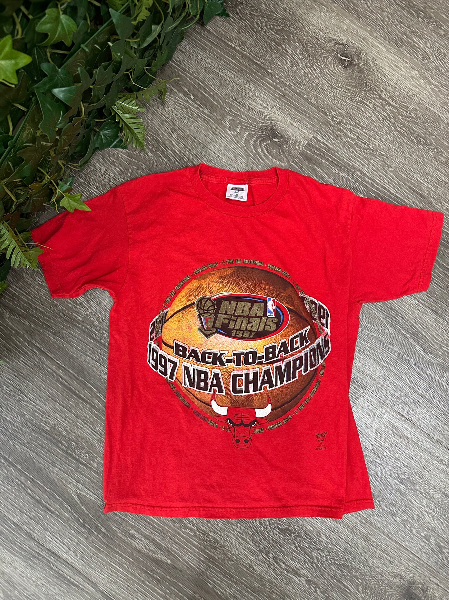 (Kids XL) Chicago Bulls 1997 Champions Shirt