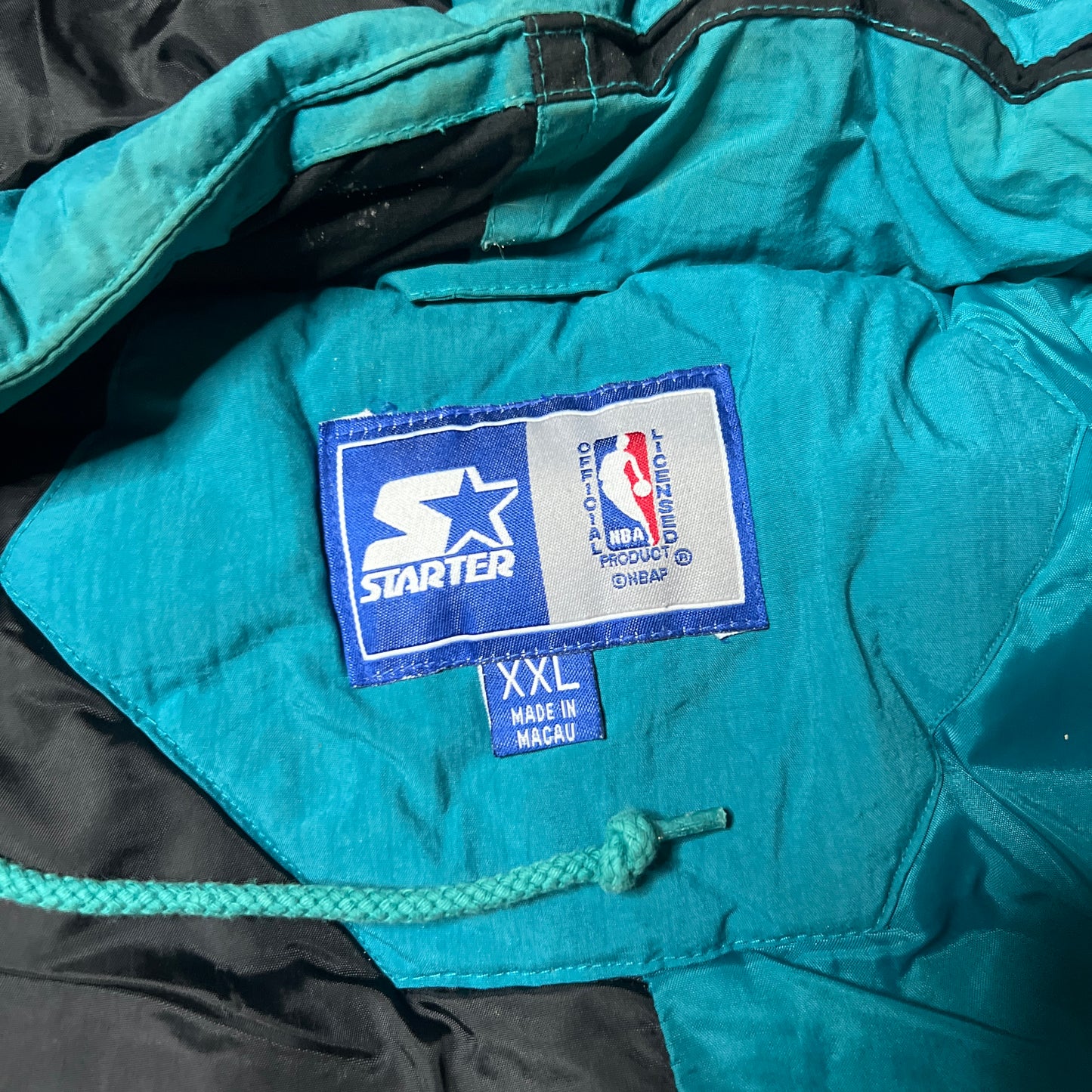 (Mens 2XL) Detroit Pistons Starter Jacket