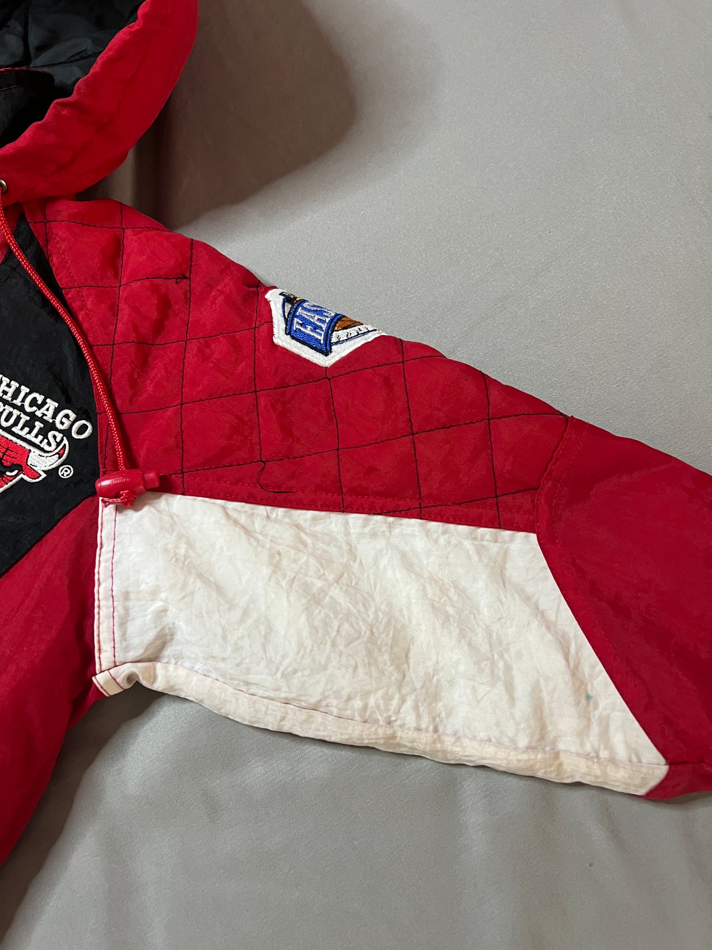 (Kids Small) Chicago Bulls Starter Jacket