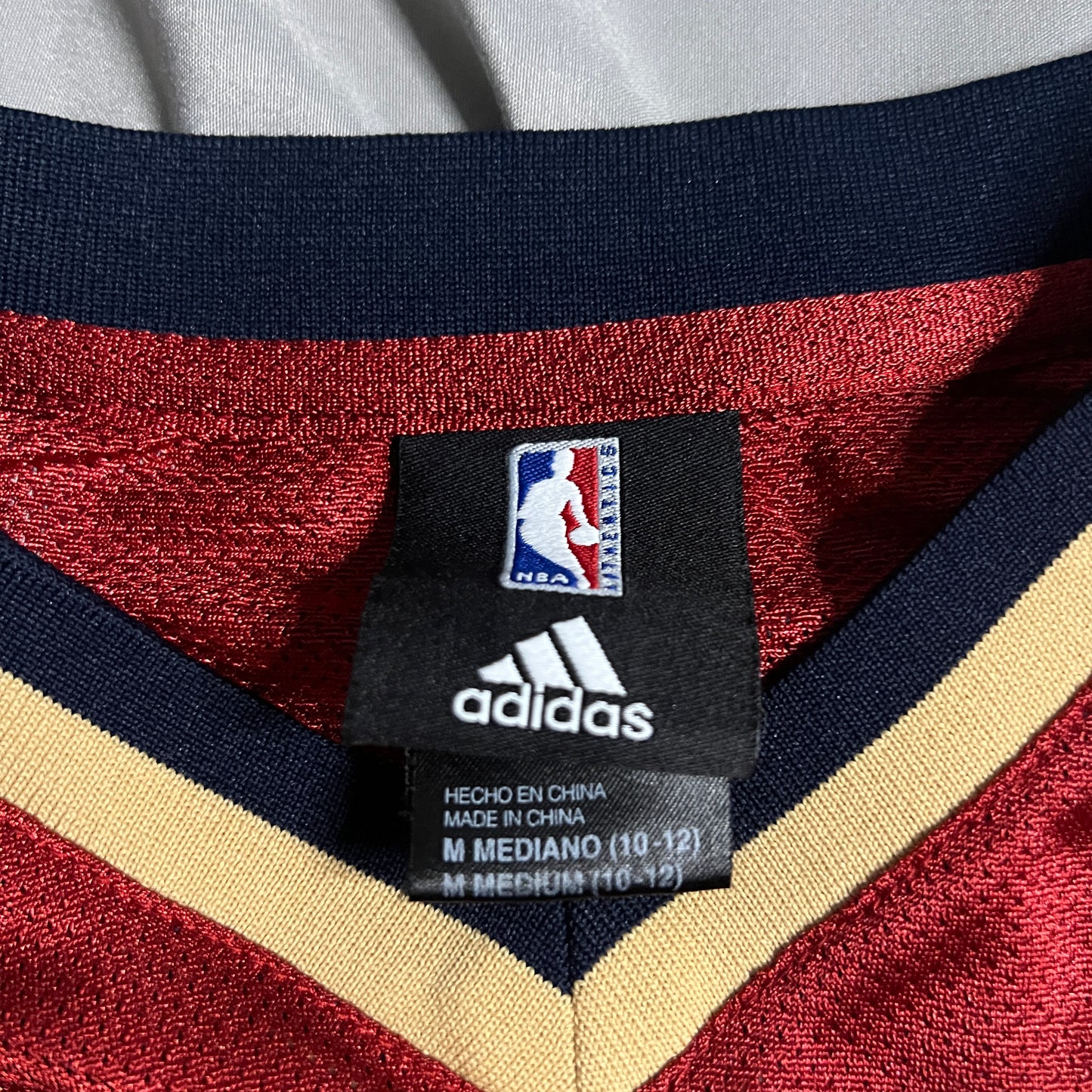 (Kids Medium) LeBron James Cleveland Cavaliers Jersey