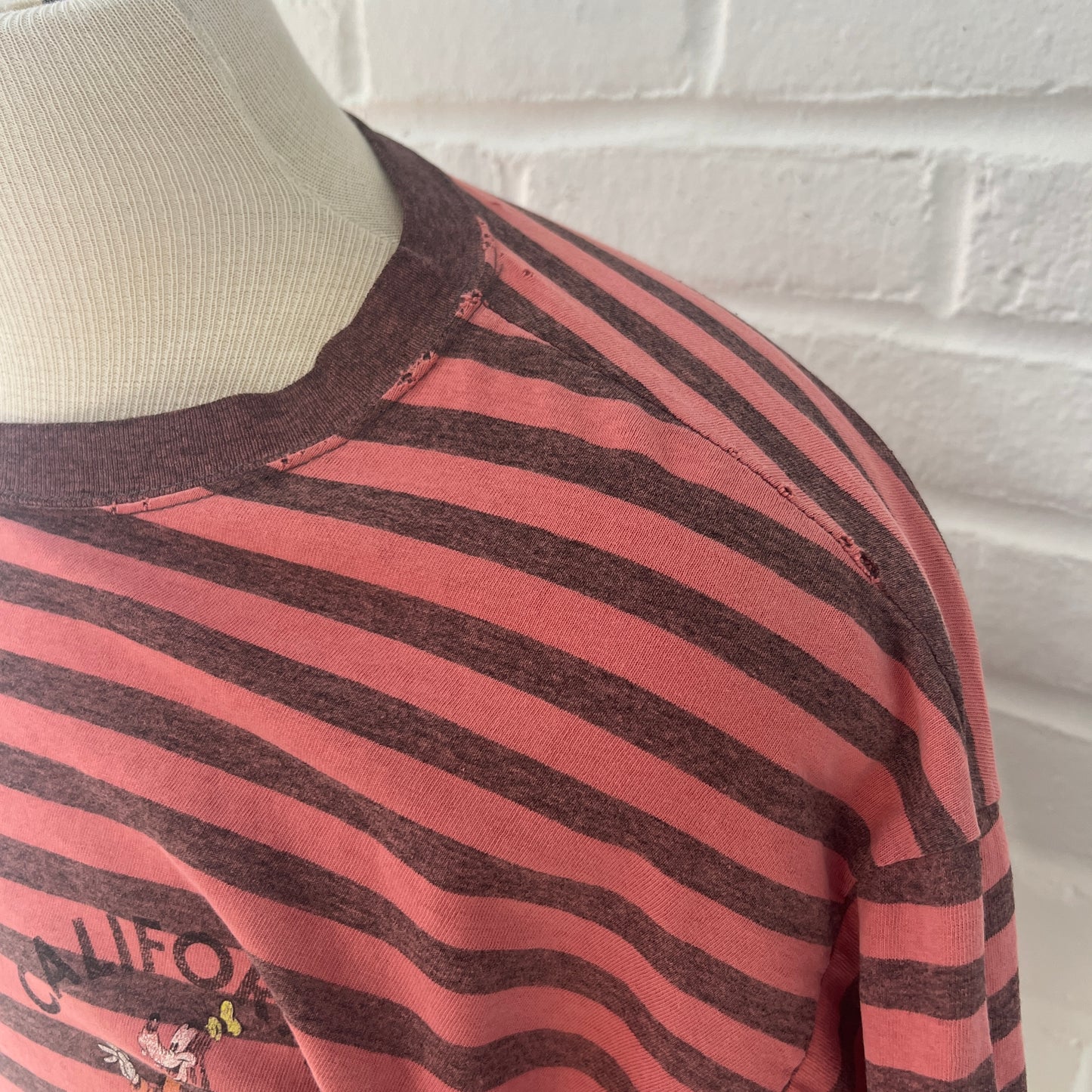 (Womans XL) 90s Disney Goofy Shirt