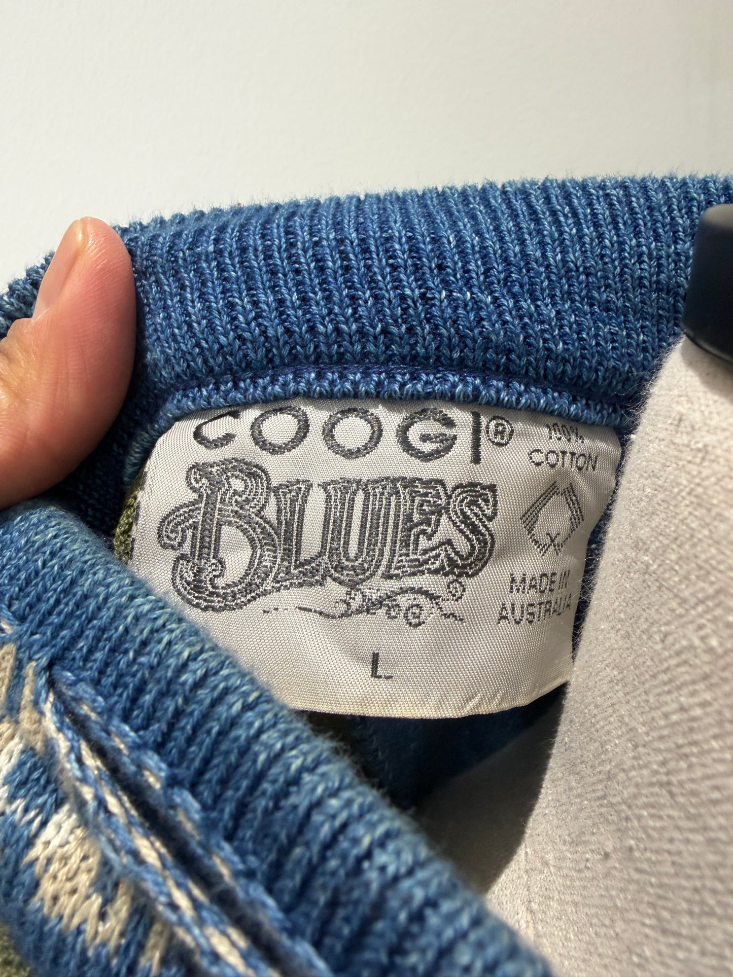 (Mens Large) 90s Coogi Blues 3D Knit Sweater