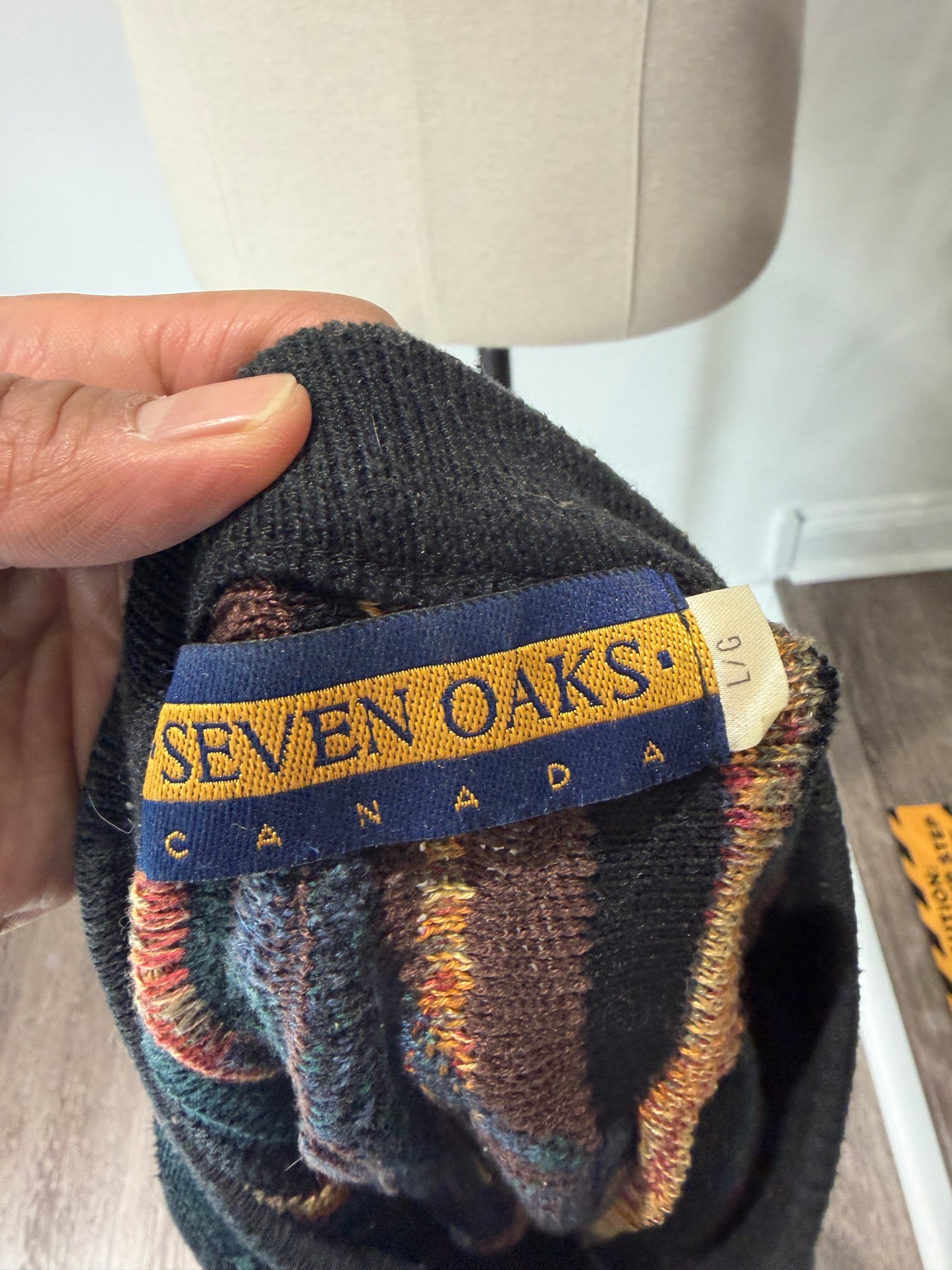(Mens Large) Seven Oaks 3D Knit Sweater