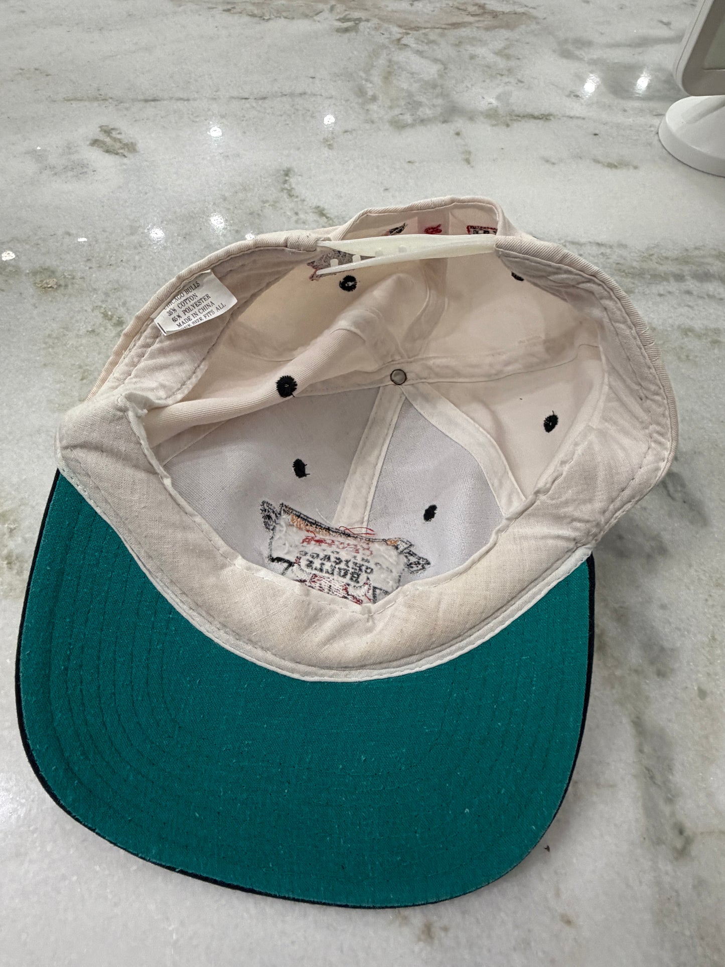 (Adult) 90s Chicago Bulls Snapback Hat