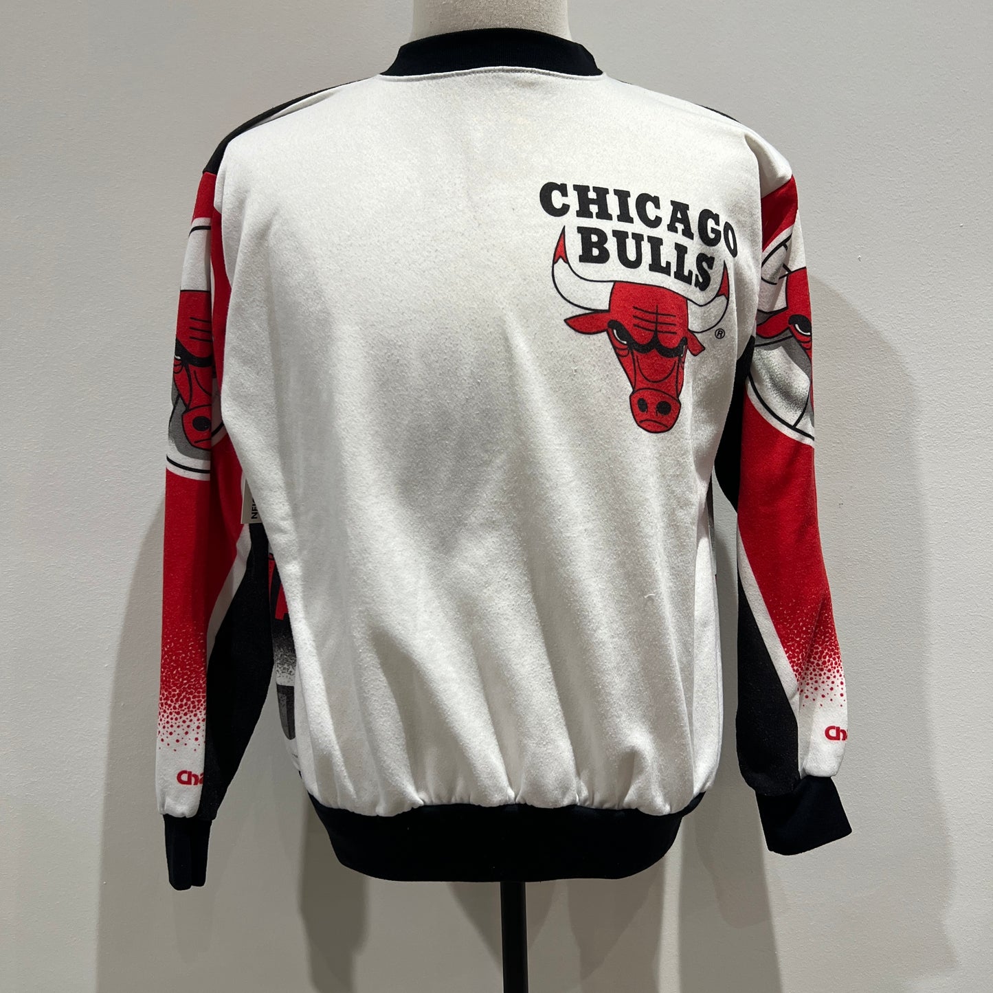 (Mens Large) 90s Chicago Bulls Animation Sweater
