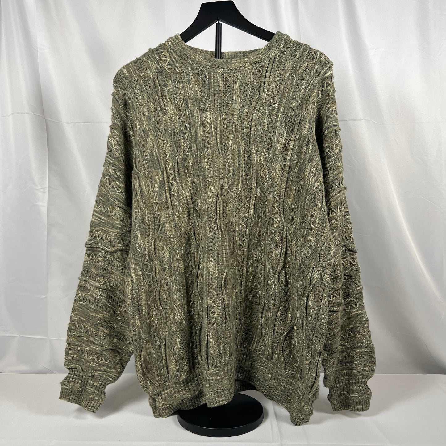 (Mens XL) 3D Knit Sweater