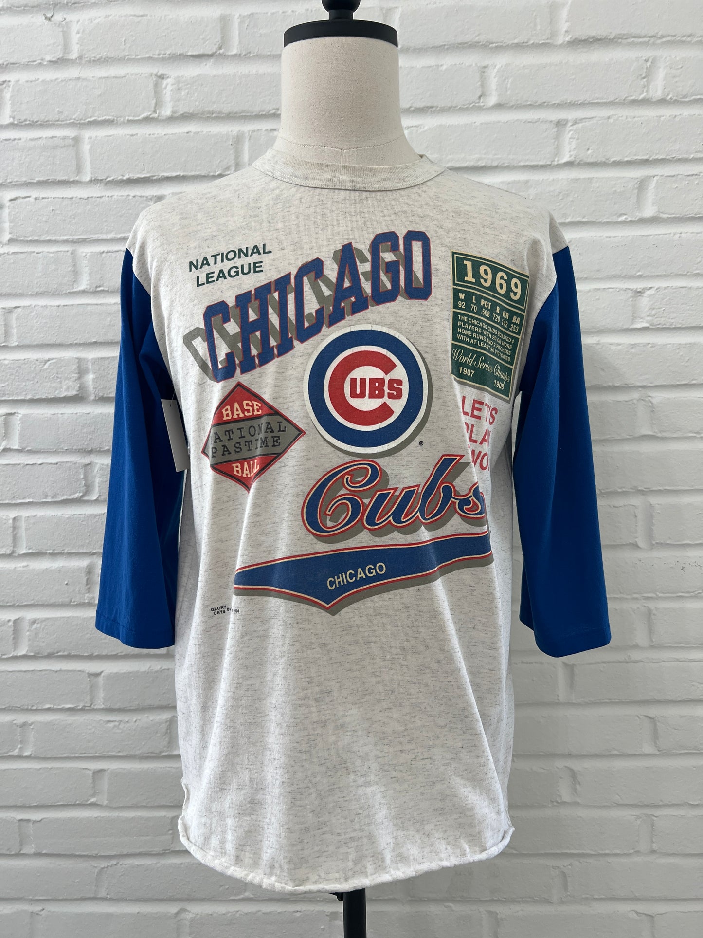 (Mens Medium) 90s Chicago Cubs Shirt