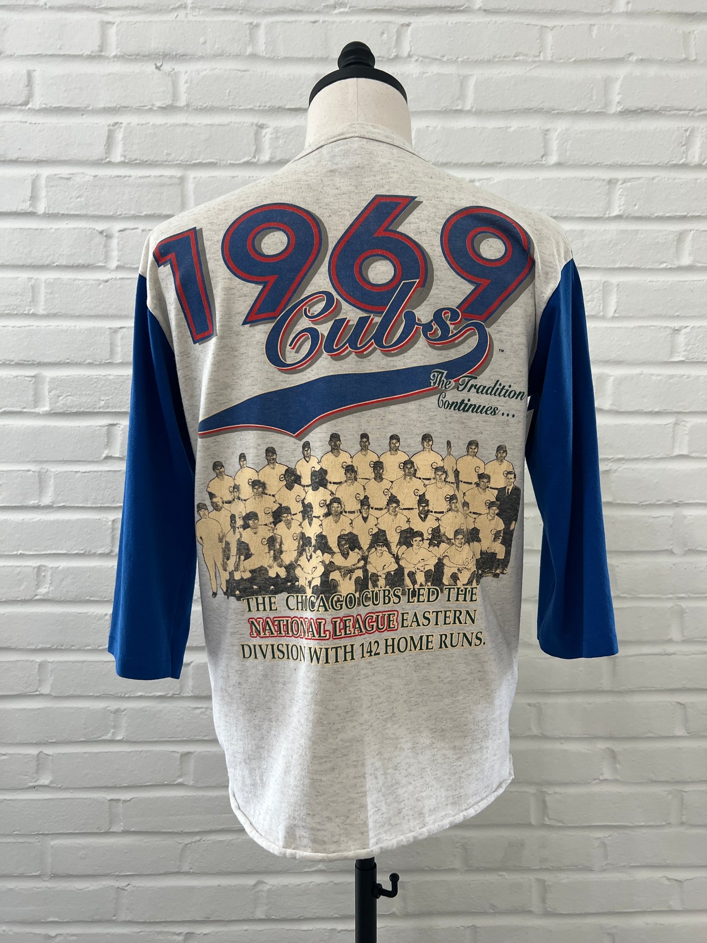 (Mens Medium) 90s Chicago Cubs Shirt