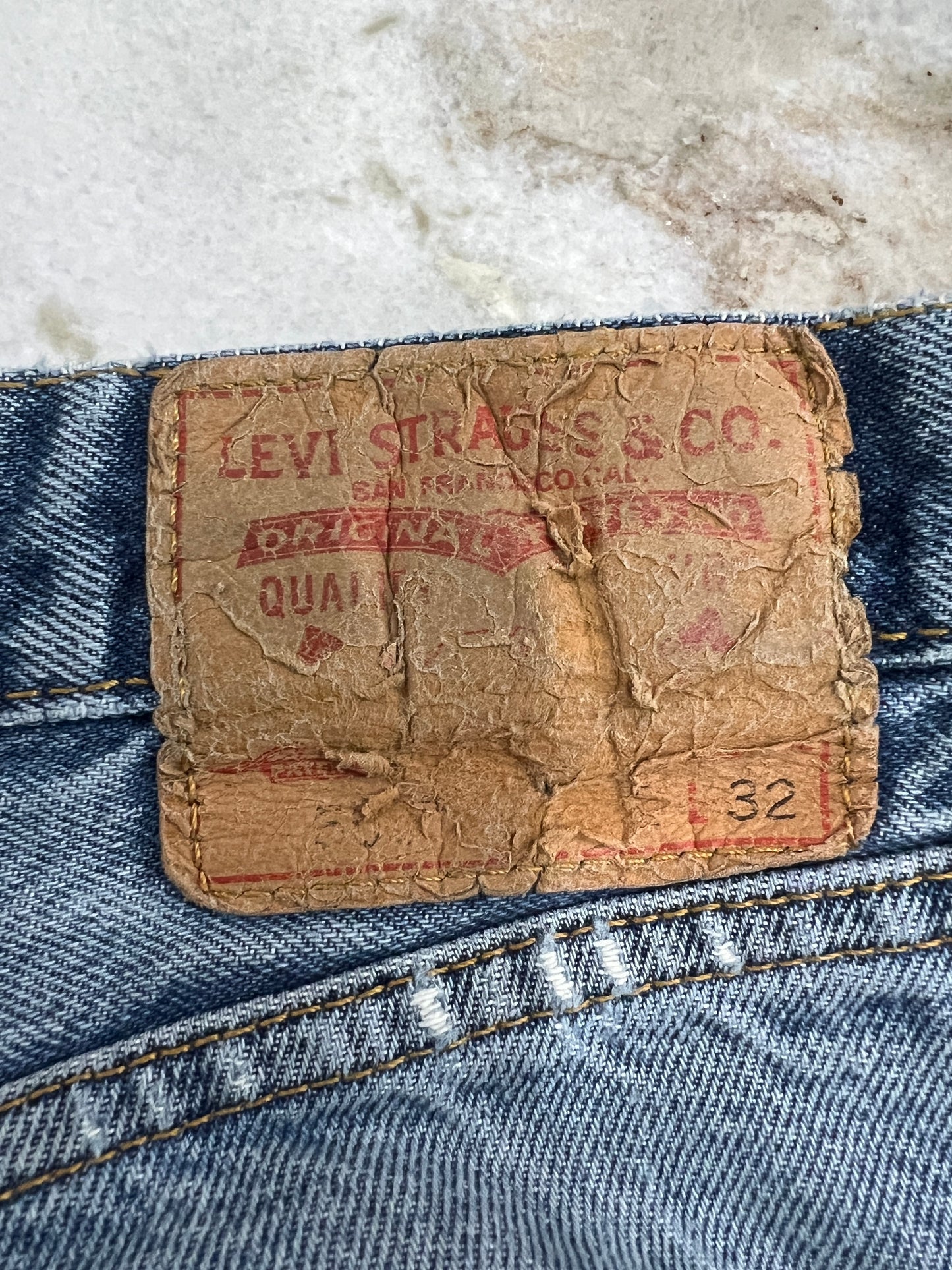 (Mens 30x32) Levis Denim Jeans