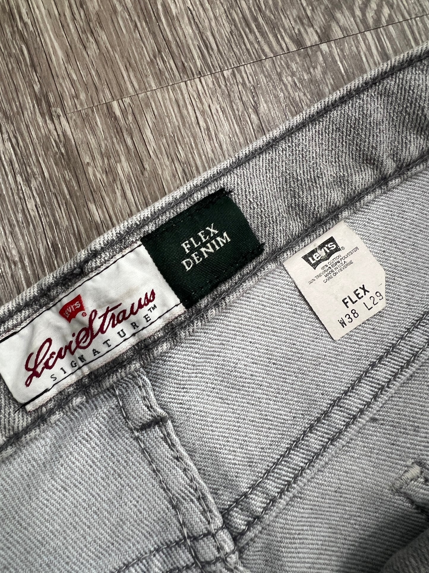 (Mens 38x29) Levi Denim Pants