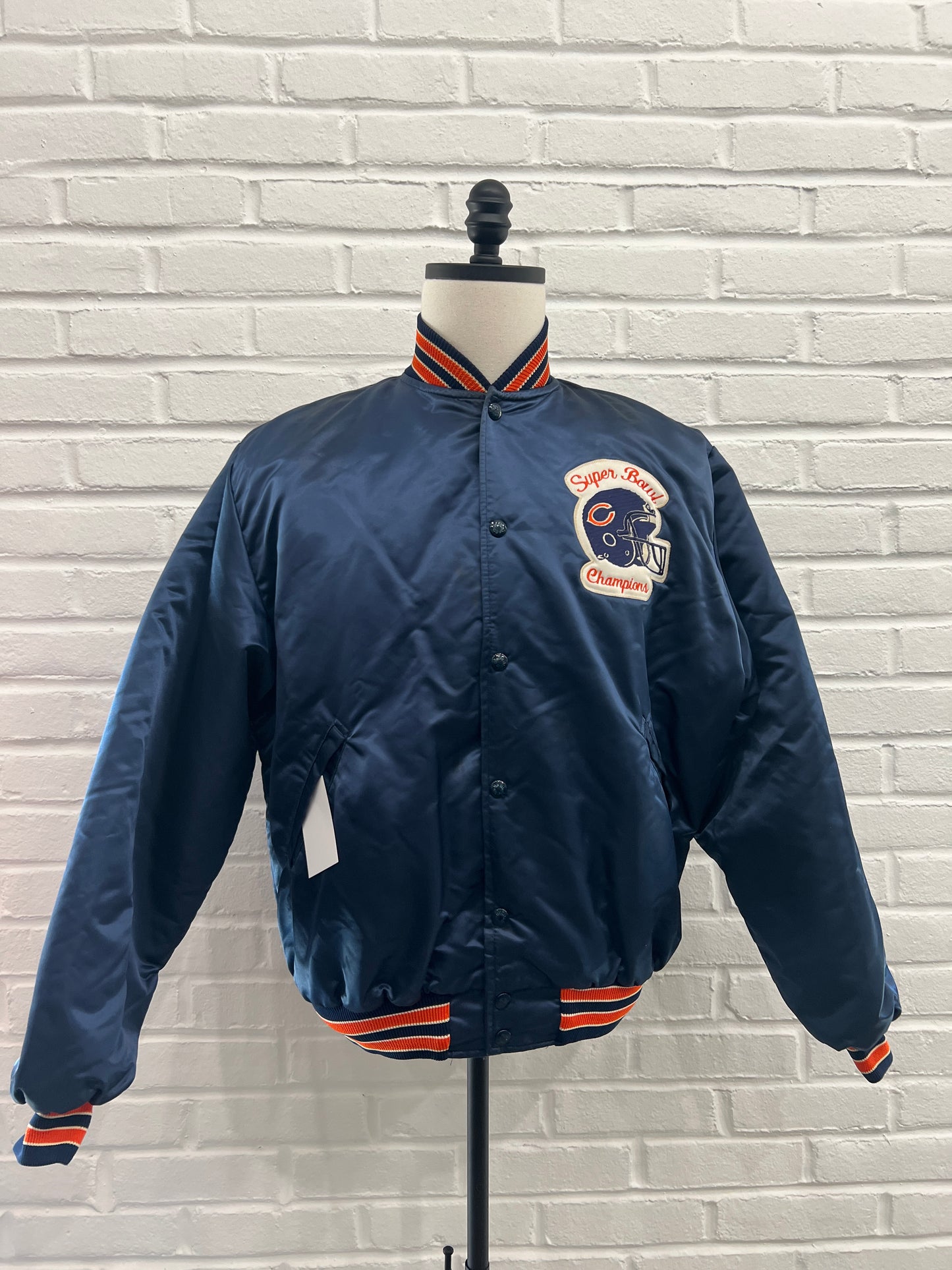 (Mens Large) 1986 Chicago Bears Satin Jacket