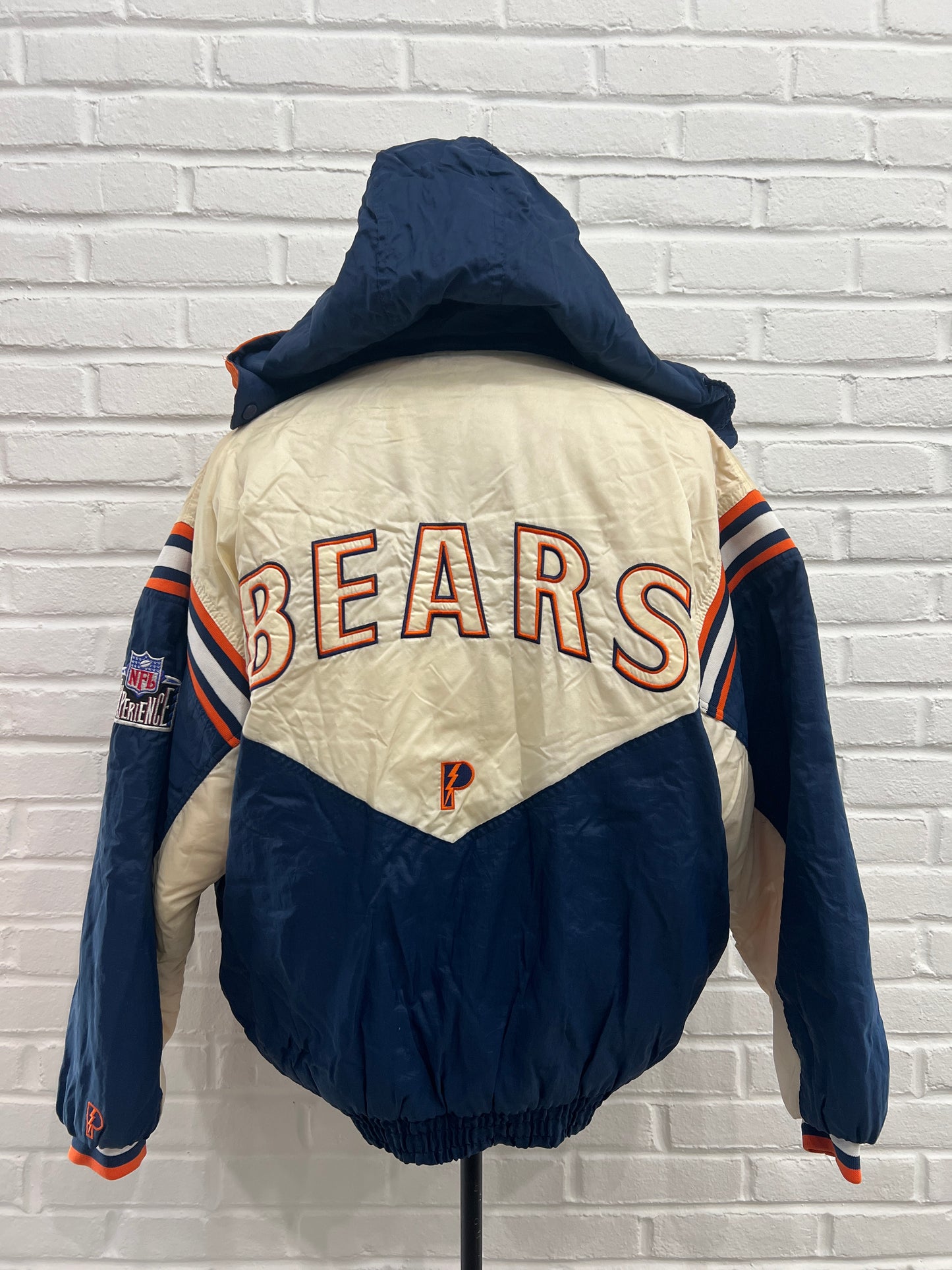 (Mens XL) 90s Chicago Bears Puffer Jacket