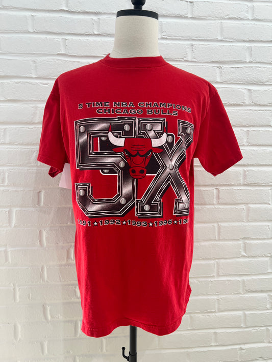 (Mens Large) 90s Chicago Bulls Shirt