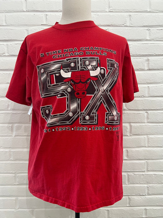 (Mens XL) 90s Chicago Bulls Shirt