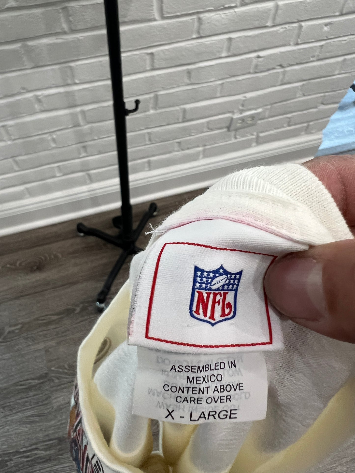 (Mens XL) 2003 Tampa Bay Buccaneers Superbowl Shirt