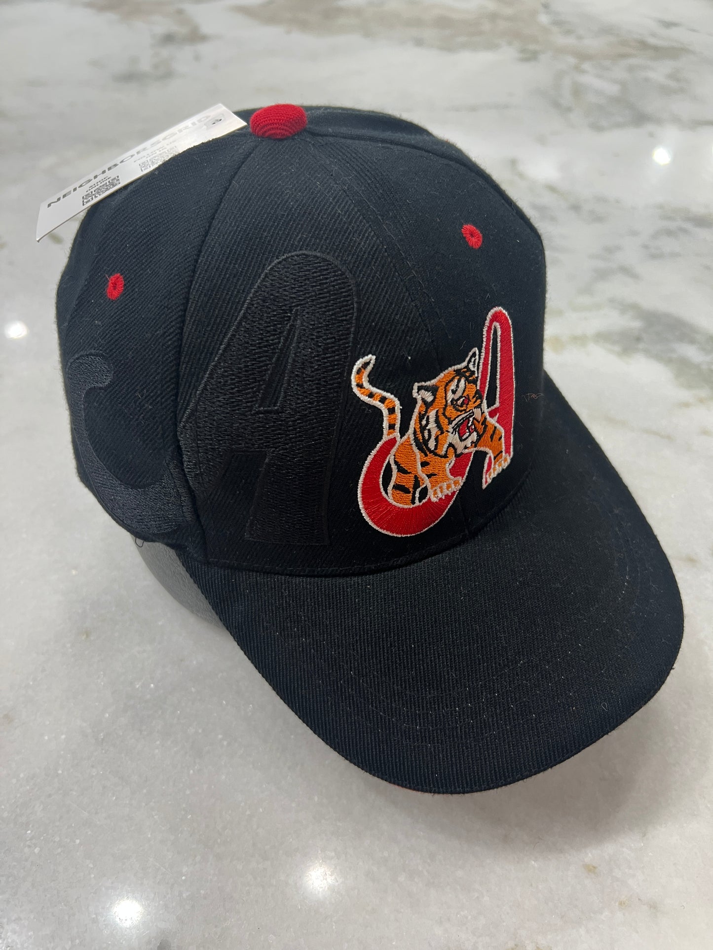 Tigres De Aragua Baseball Hat