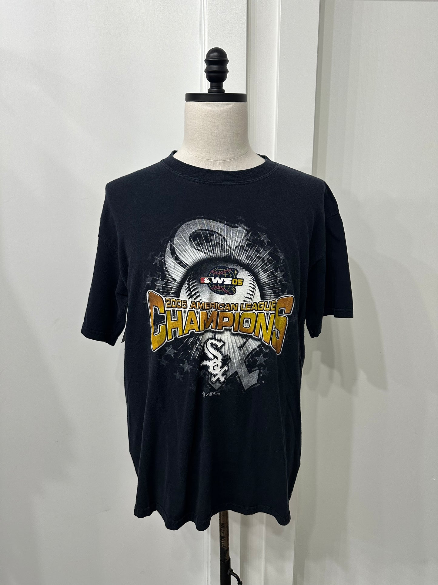 (Mens Large) 2005 Chicago White Sox World Series Shirt