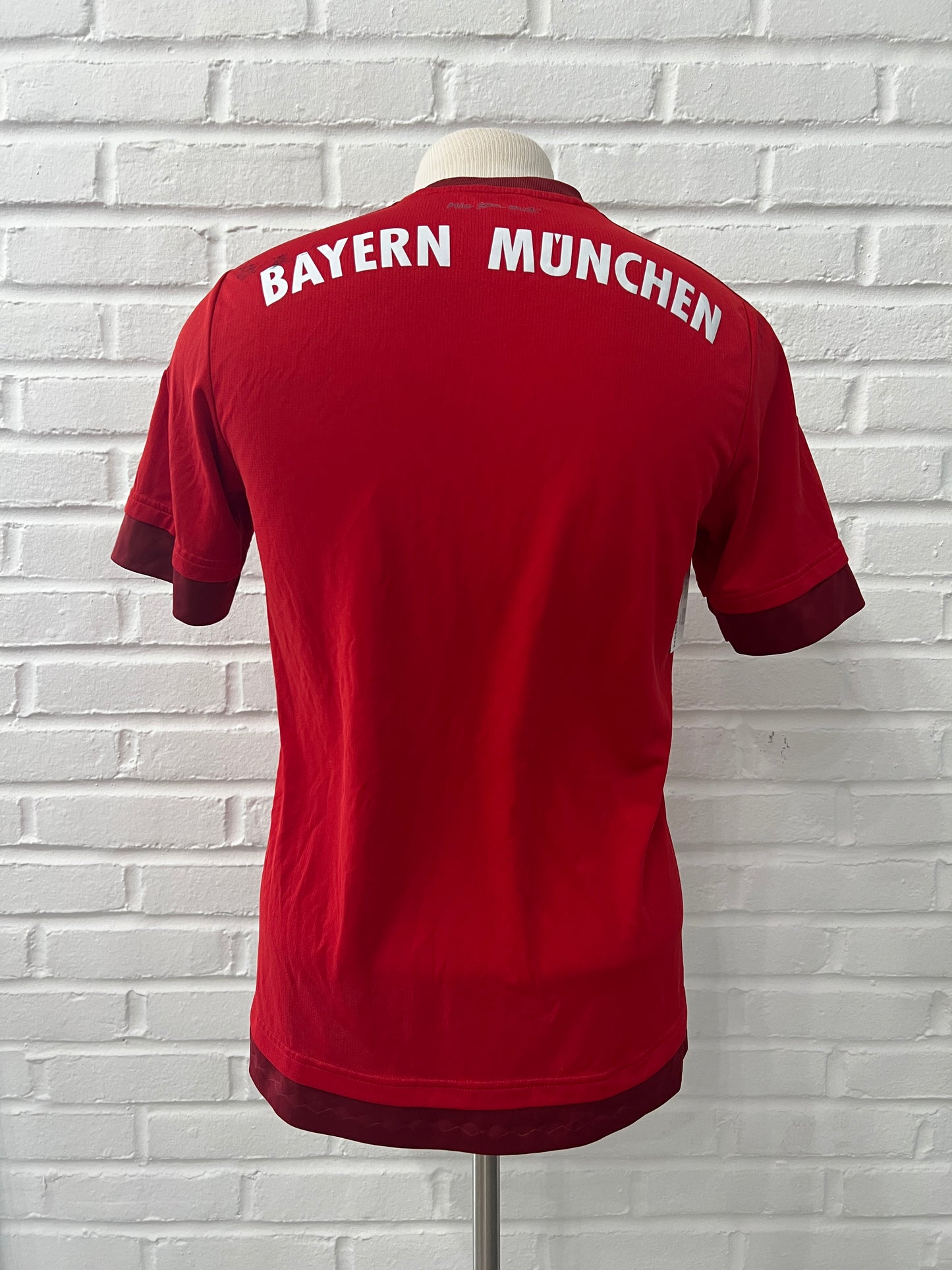 (Mens Medium) Bayern Munich Soccer Jersey