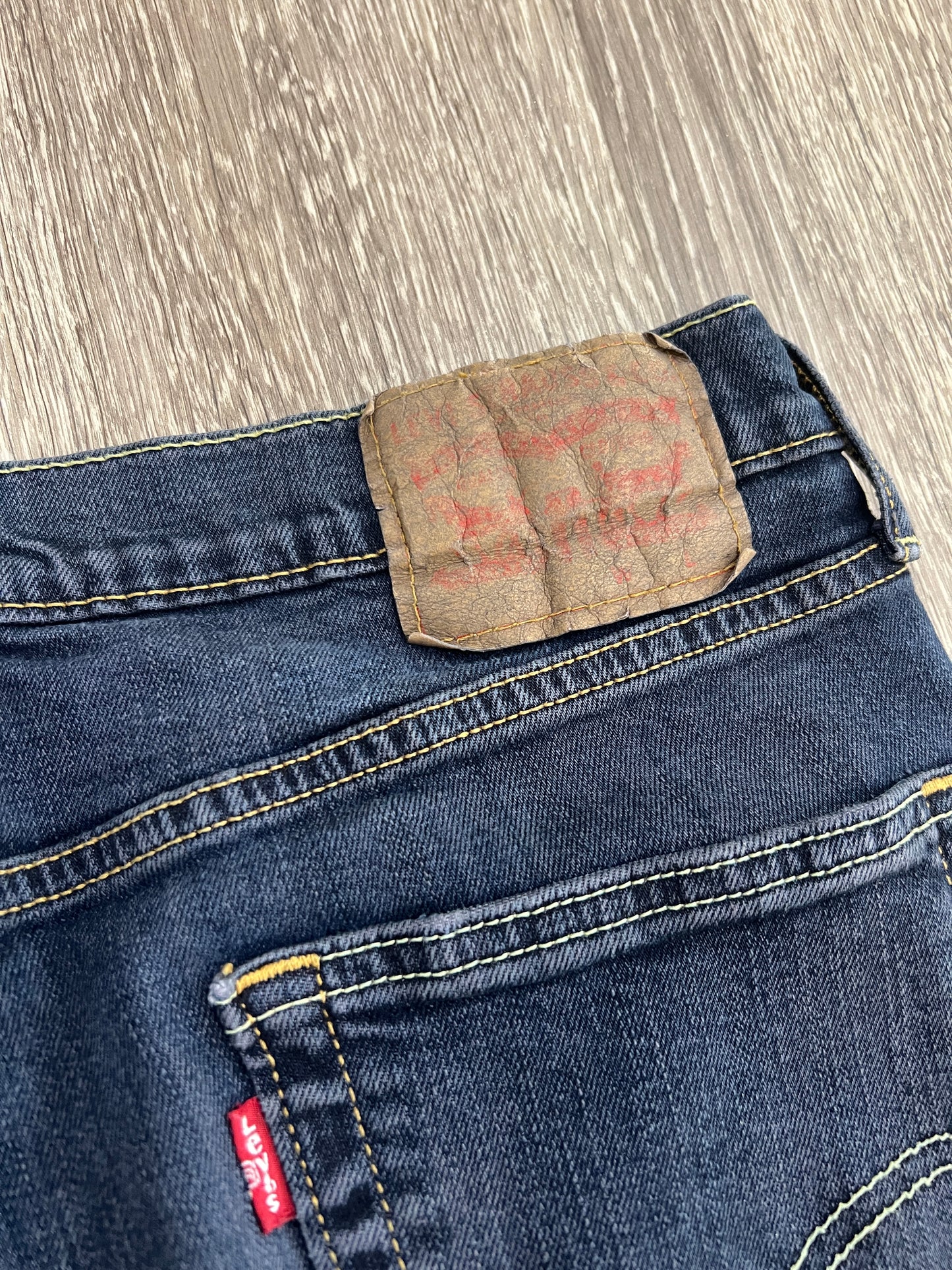 (Mens 34x32) Levis Blue Denim Jeans
