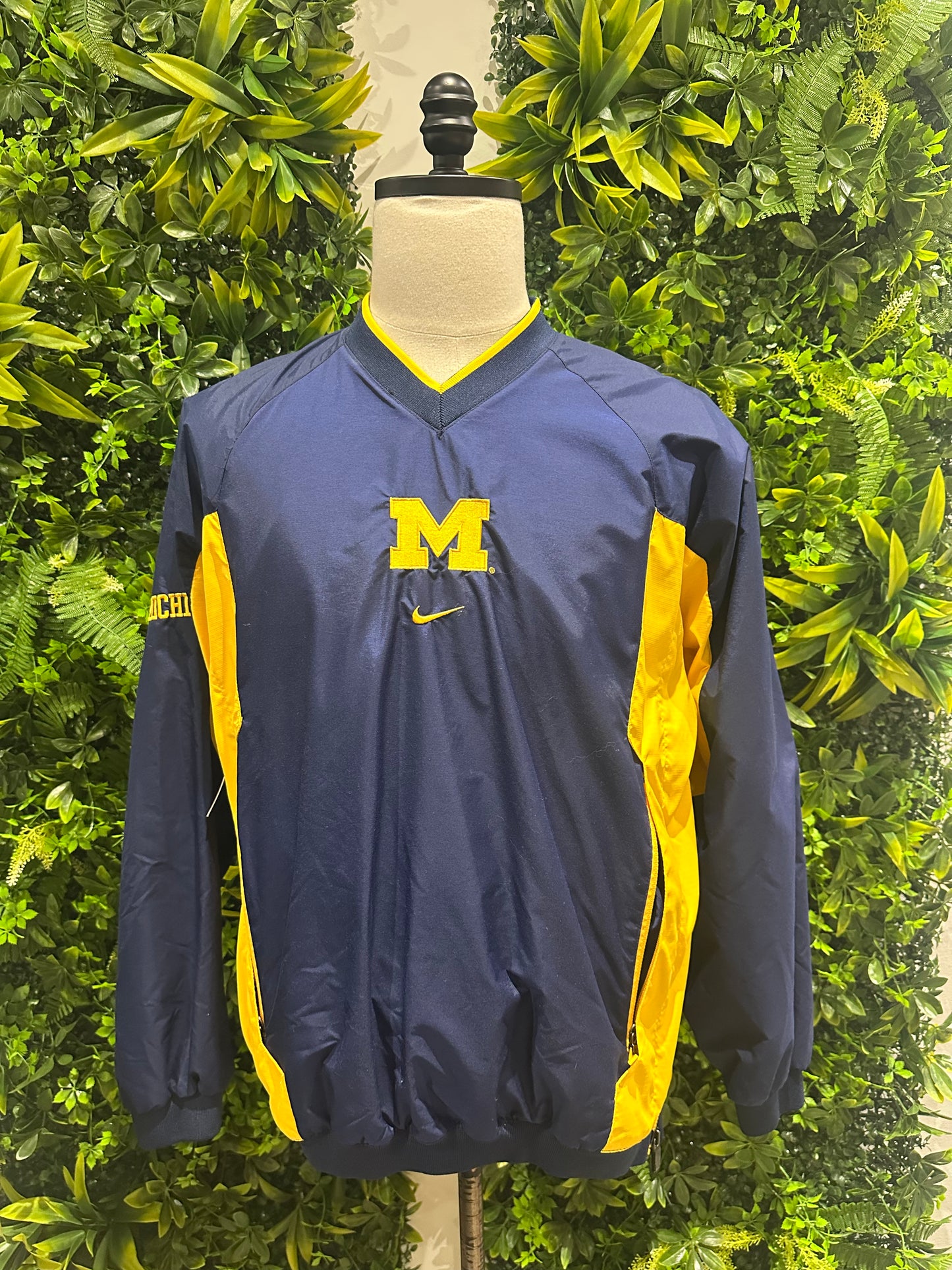 (Mens Small) Michigan Nike Center Swoosh Windbreaker Jacket