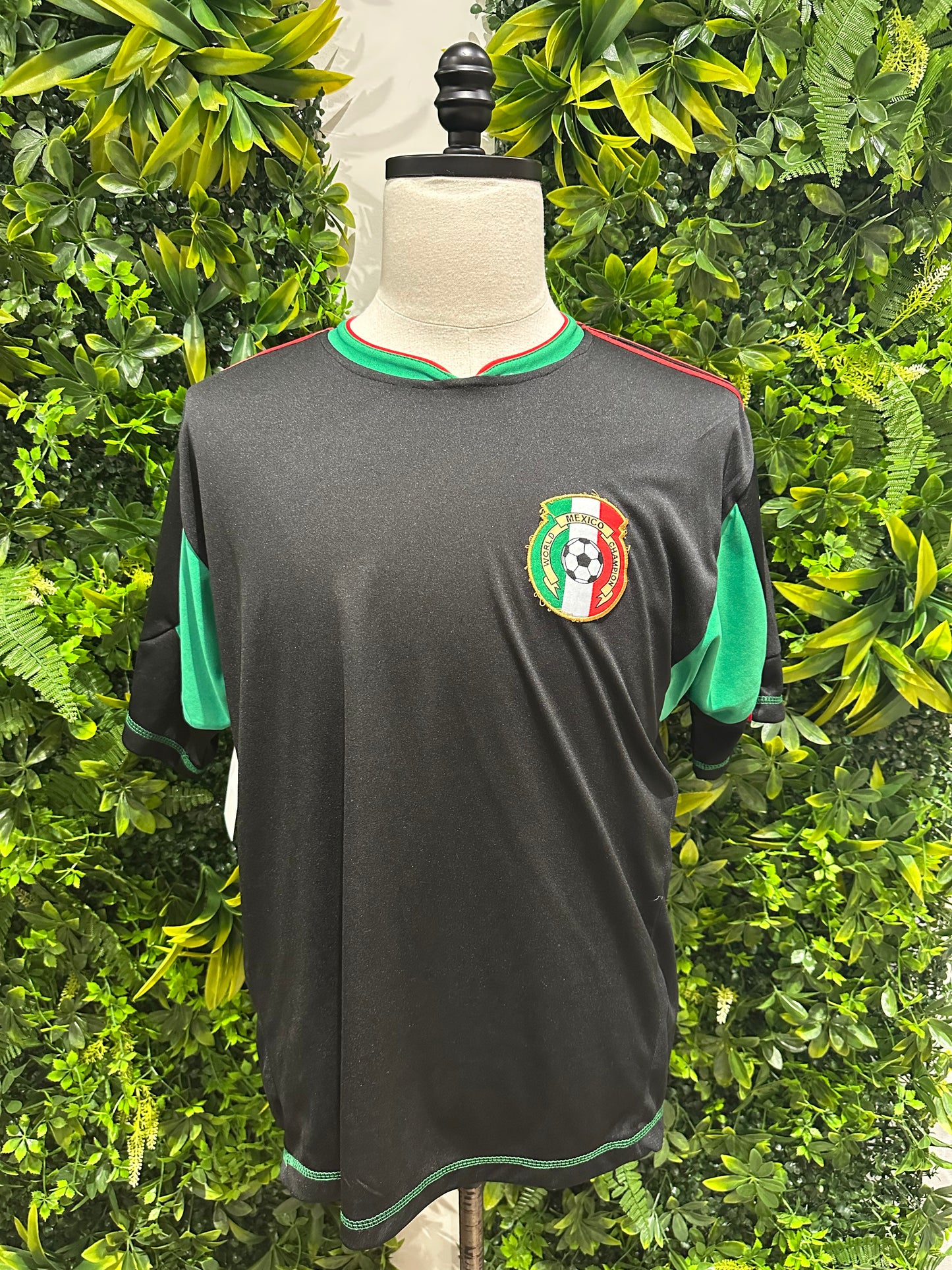 (Mens Medium) Mexico National Soccer Jersey