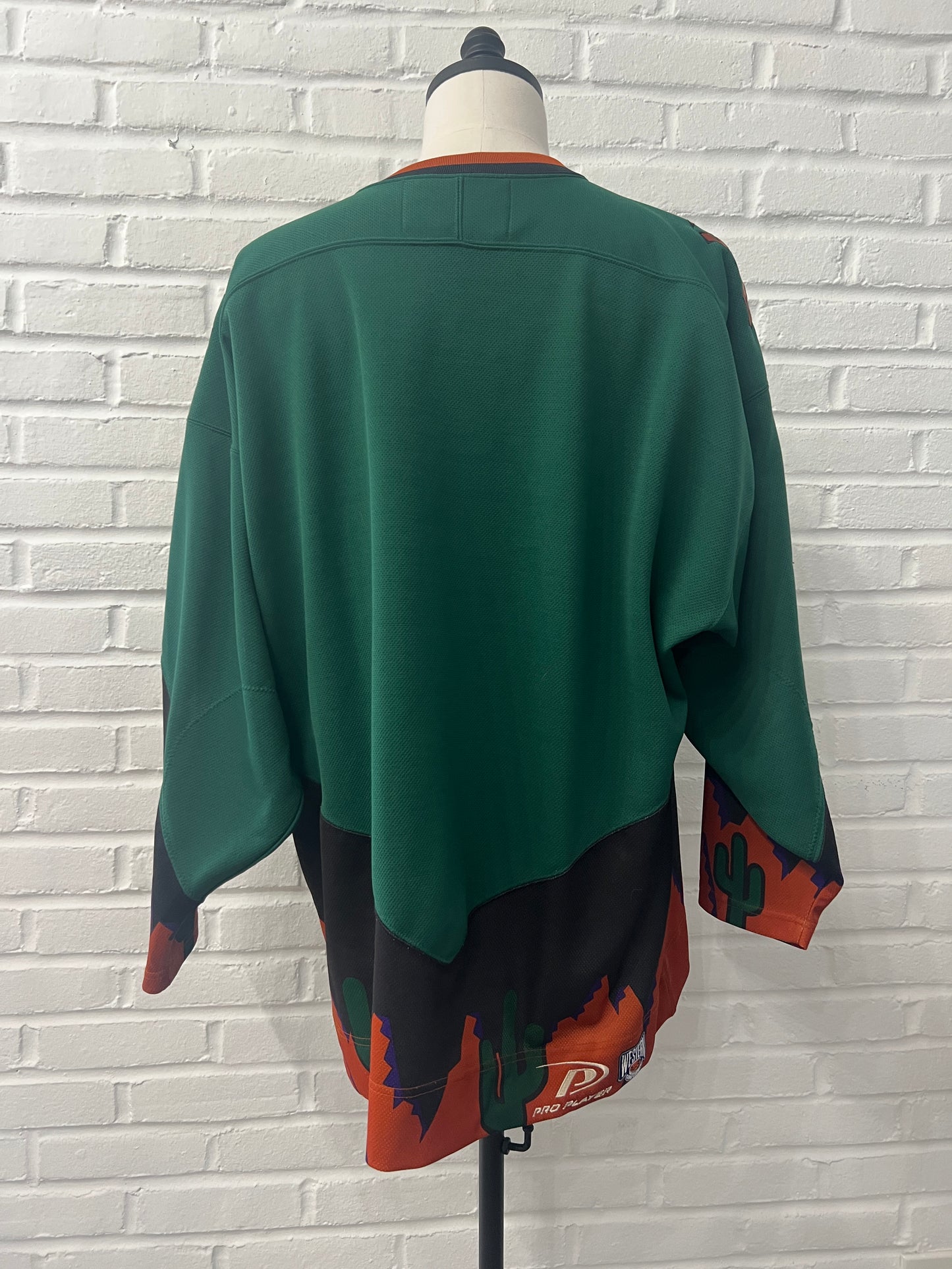 (Mens XL) 90s Phoenix Coyotes Jersey