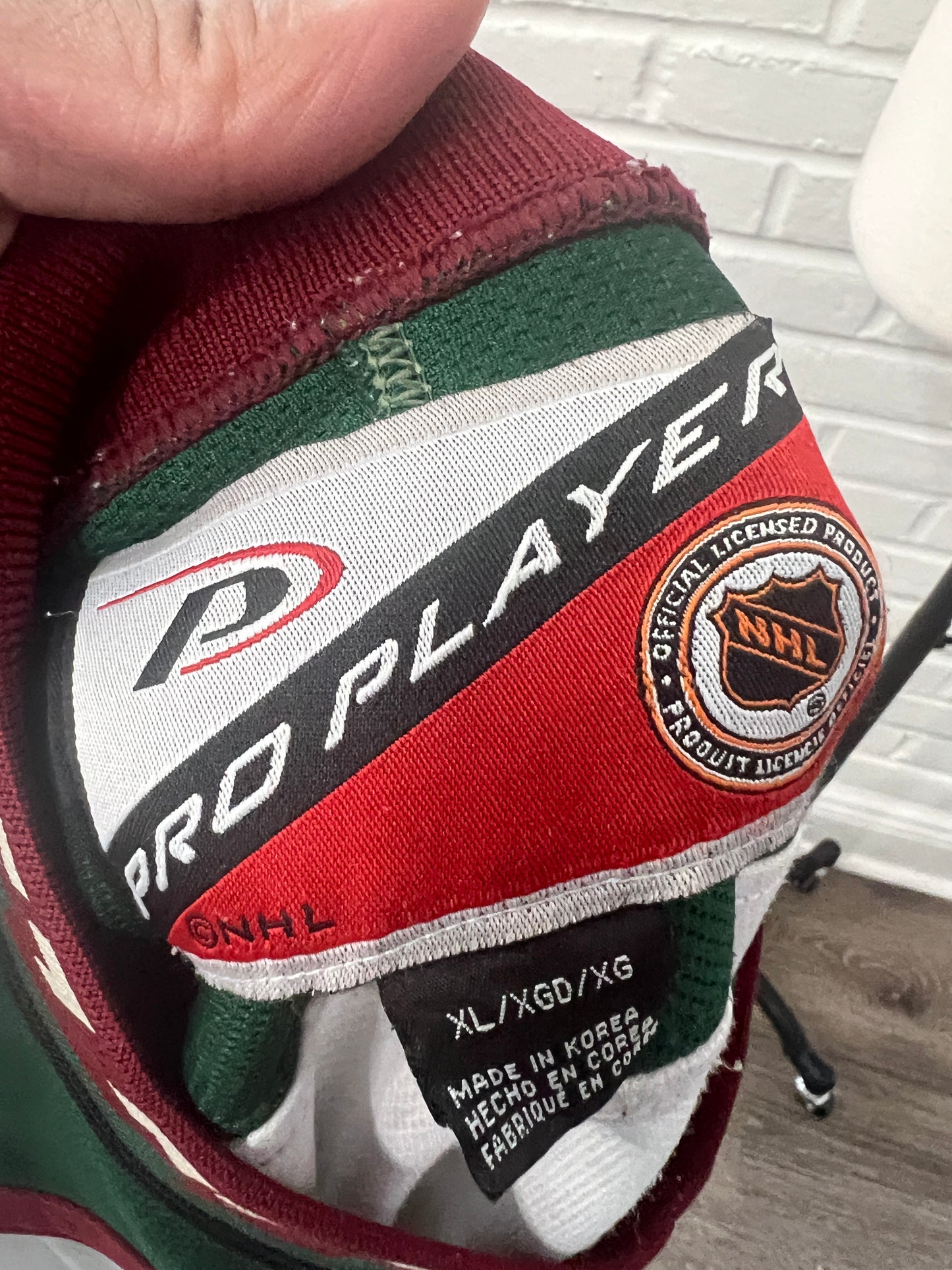 (Mens XL) 90s Phoenix Coyotes Kachina Hockey Jersey