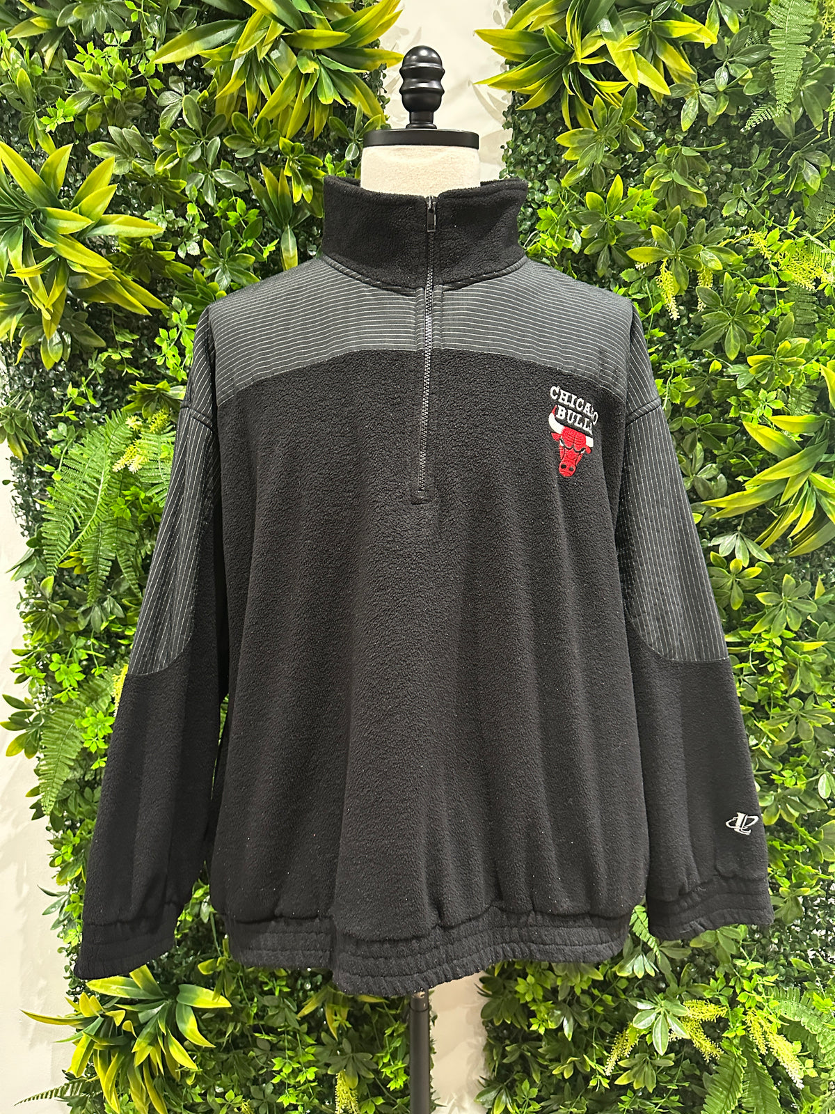 (Mens 2X) 90s Chicago Bulls Black Fleece Sweater 007