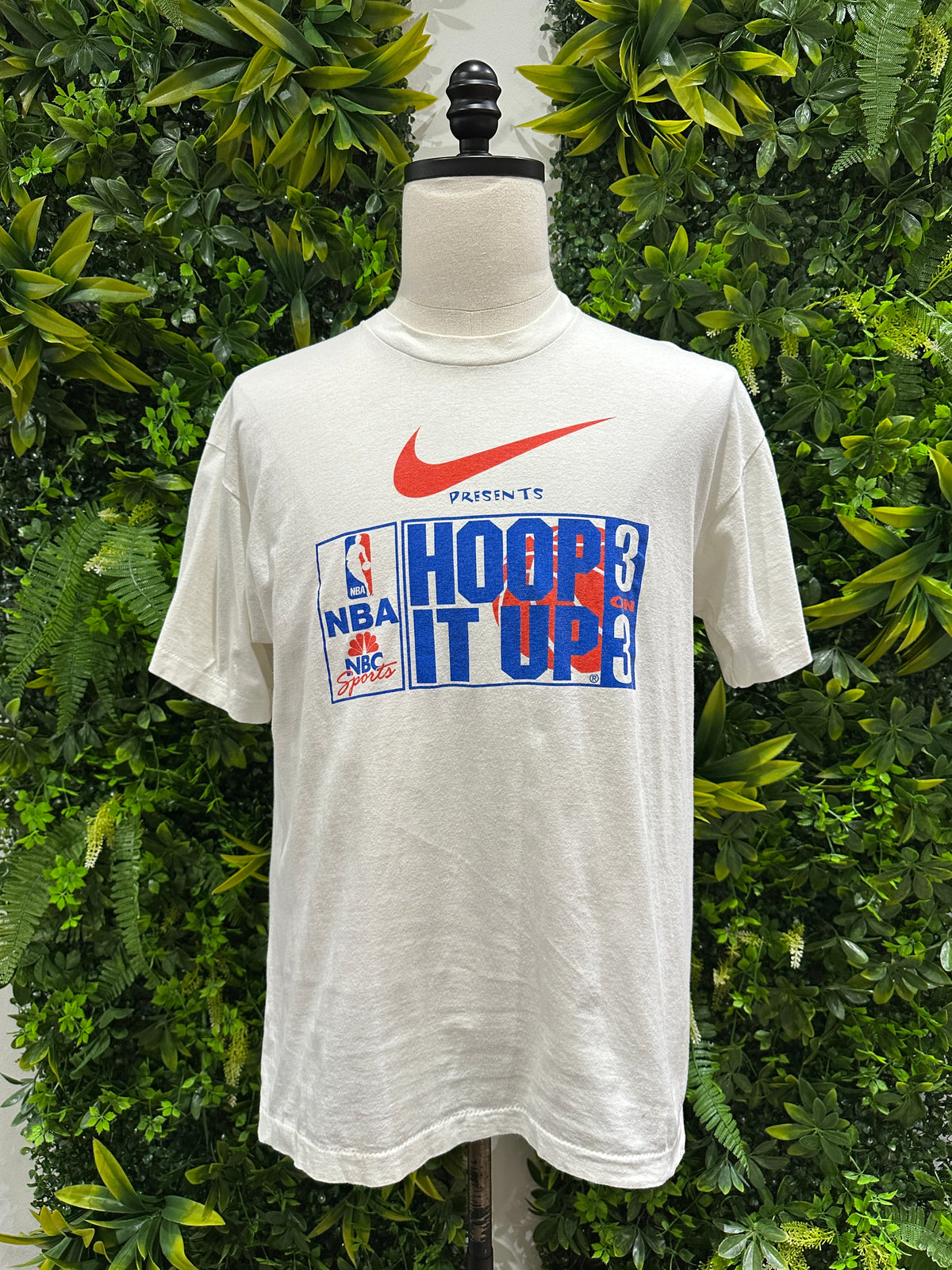 (Mens Large) 1996 Nike 'Hoop It Up' Boot Shirt 007