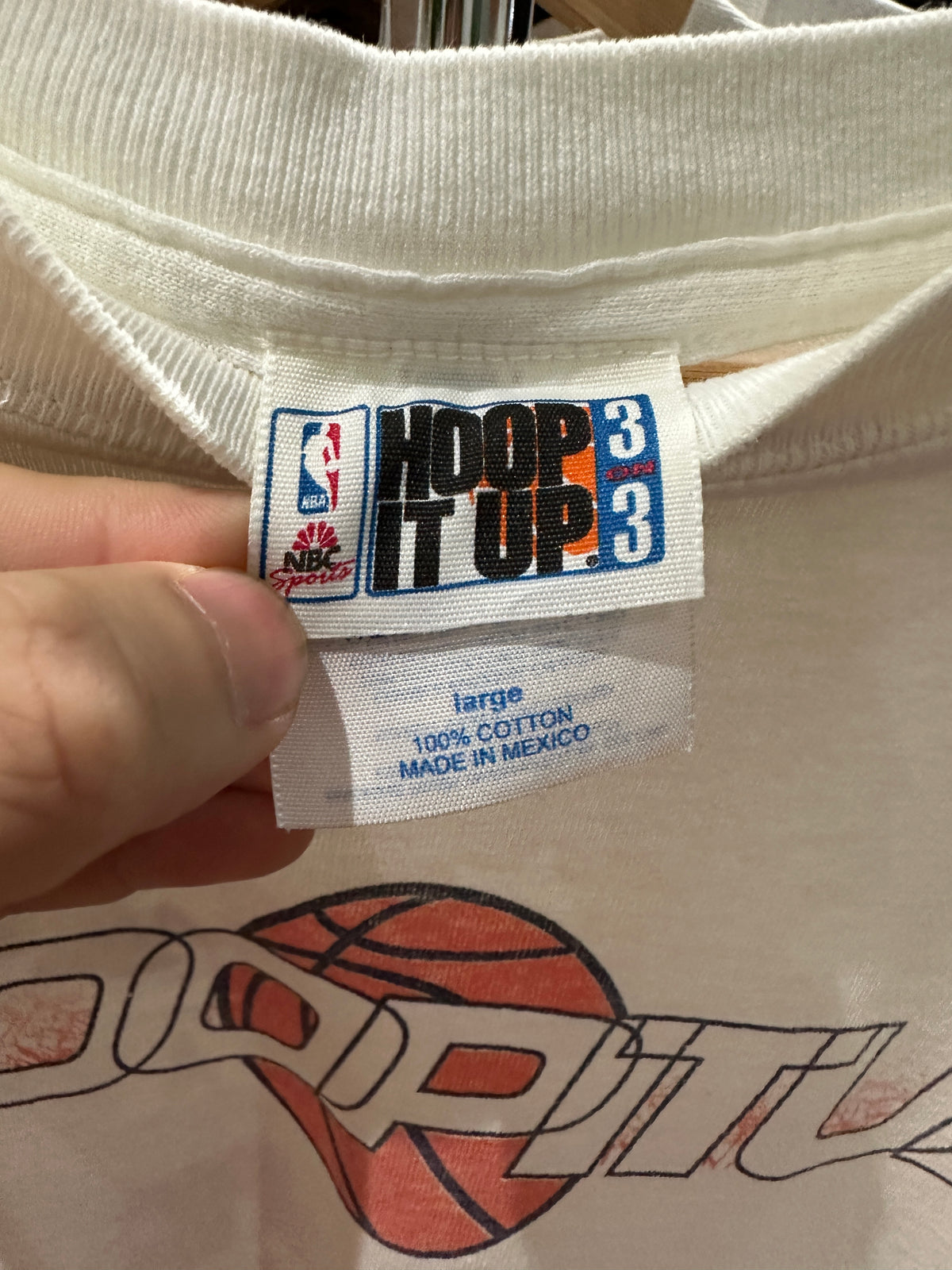 (Mens Large) 2001 'Hoop It Up' Shirt 007