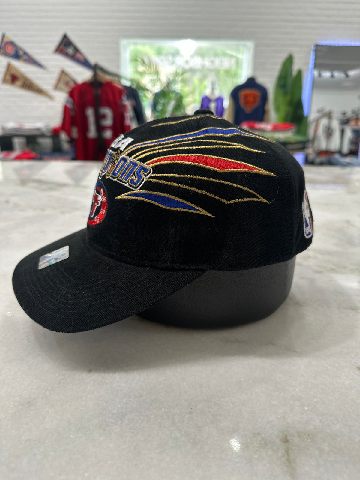 1998 Starter Chicago Bulls NBA Champs Strap-Back Hat