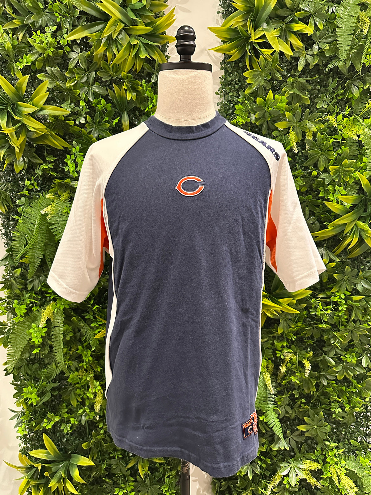 (Mens XL) NFL Chicago Bears Center Logo Shirt 007