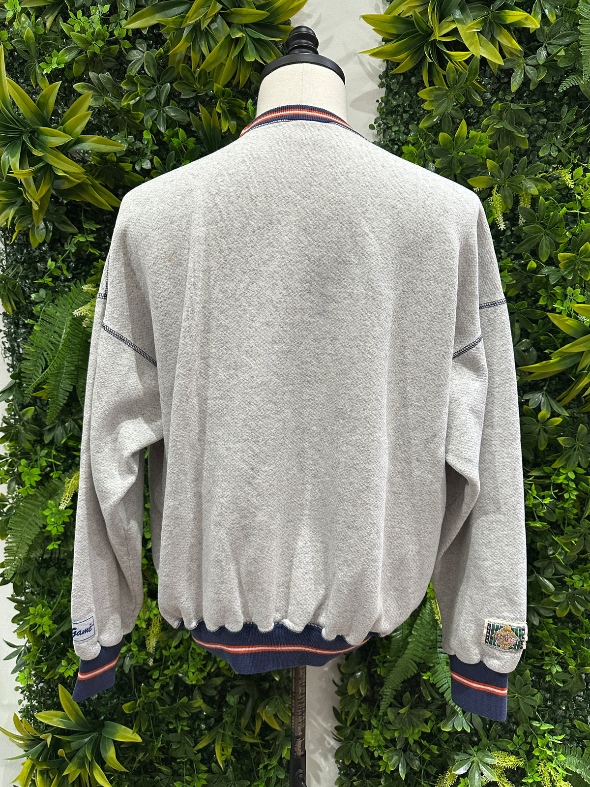 (Mens XL) 90s Chicago Bears Gray Sweater 007