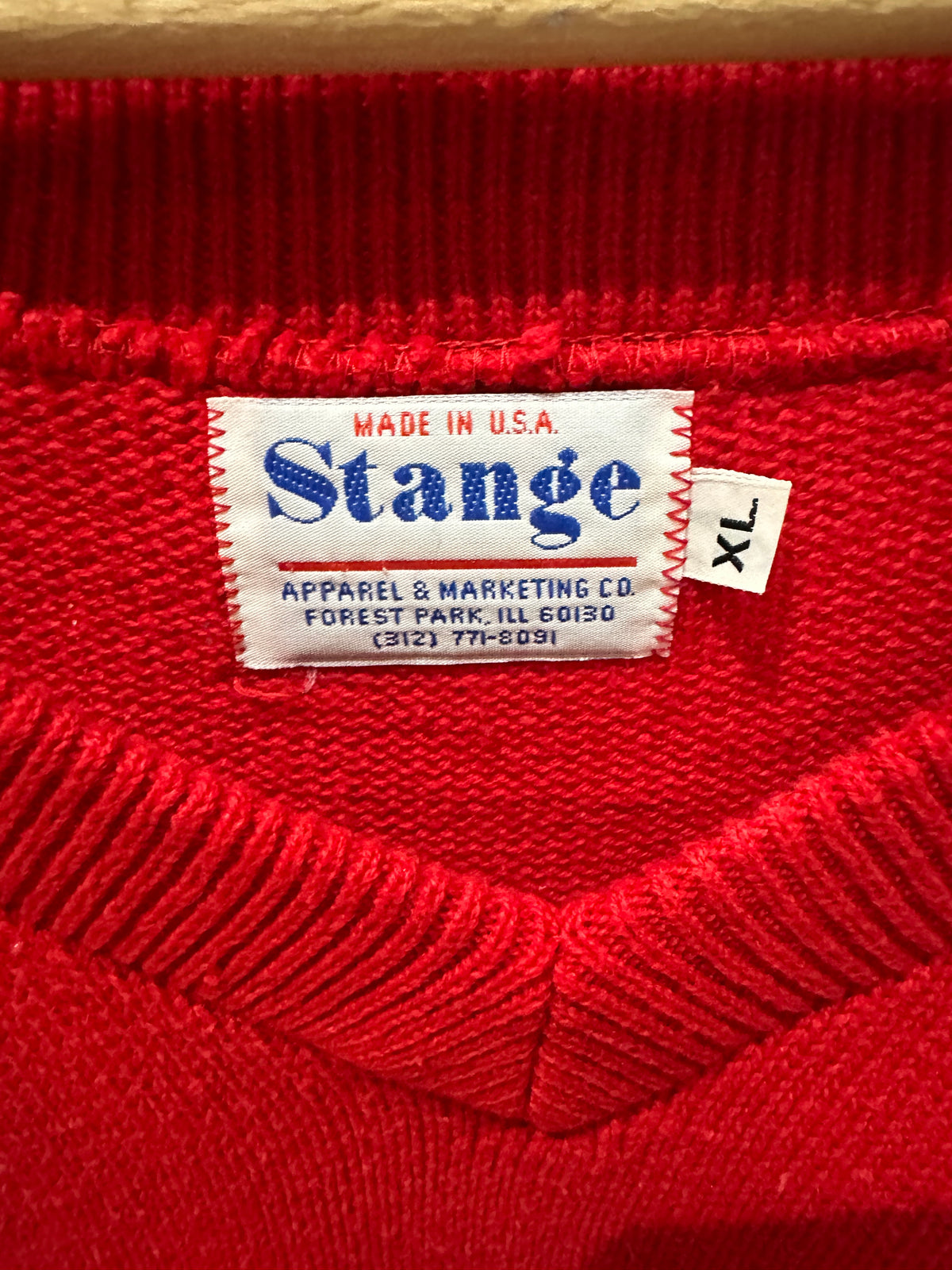 (Mens XL) 90s Chicago Blackhawks Knitted Sweater 007