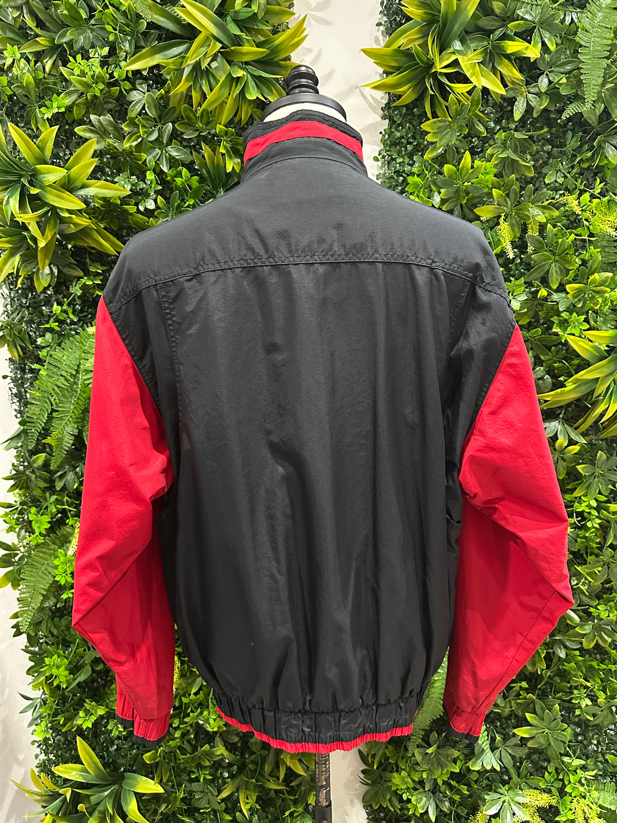 (Mens Large) 90s Chicago Bulls Zip-Up Windbreaker 007