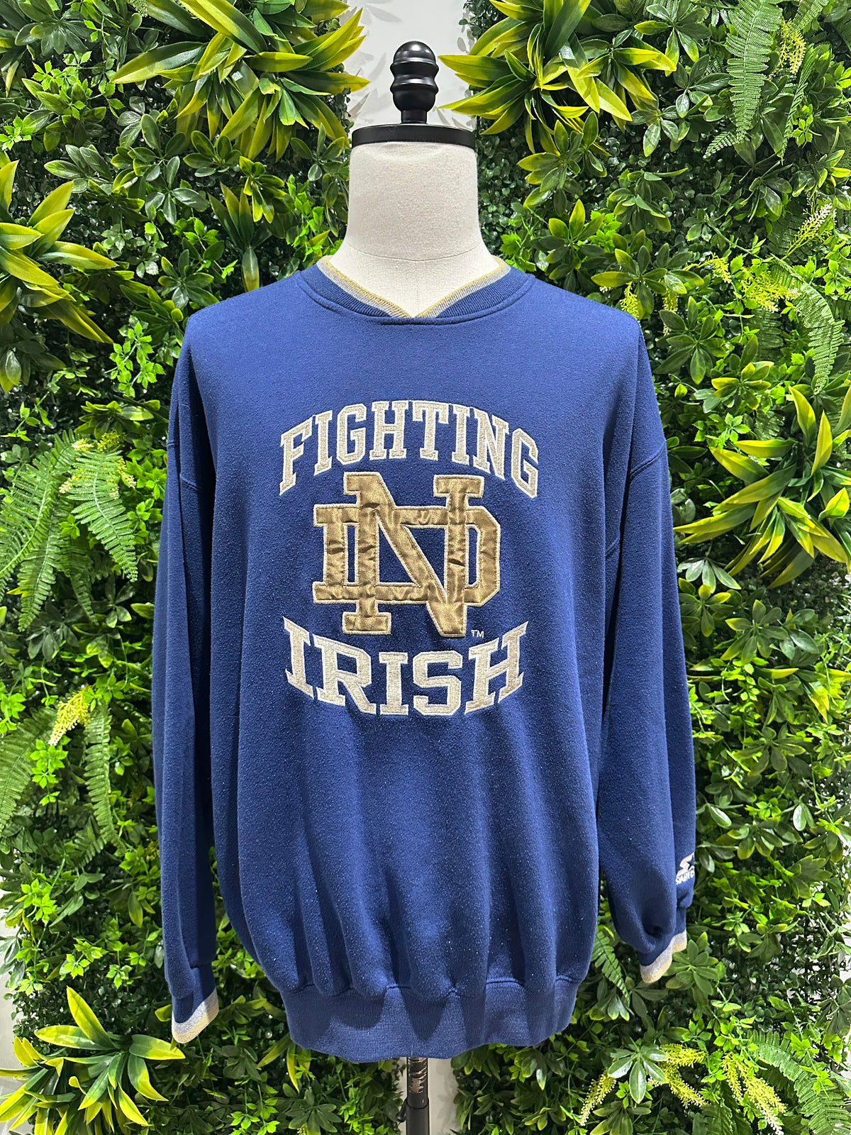 (Mens XL) 90s Starter Notre Dame Sweater 007