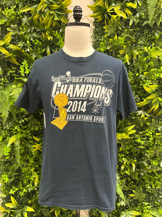 (Mens Large) 2014 San Antonio Spurs Finals Champs Shirt 007