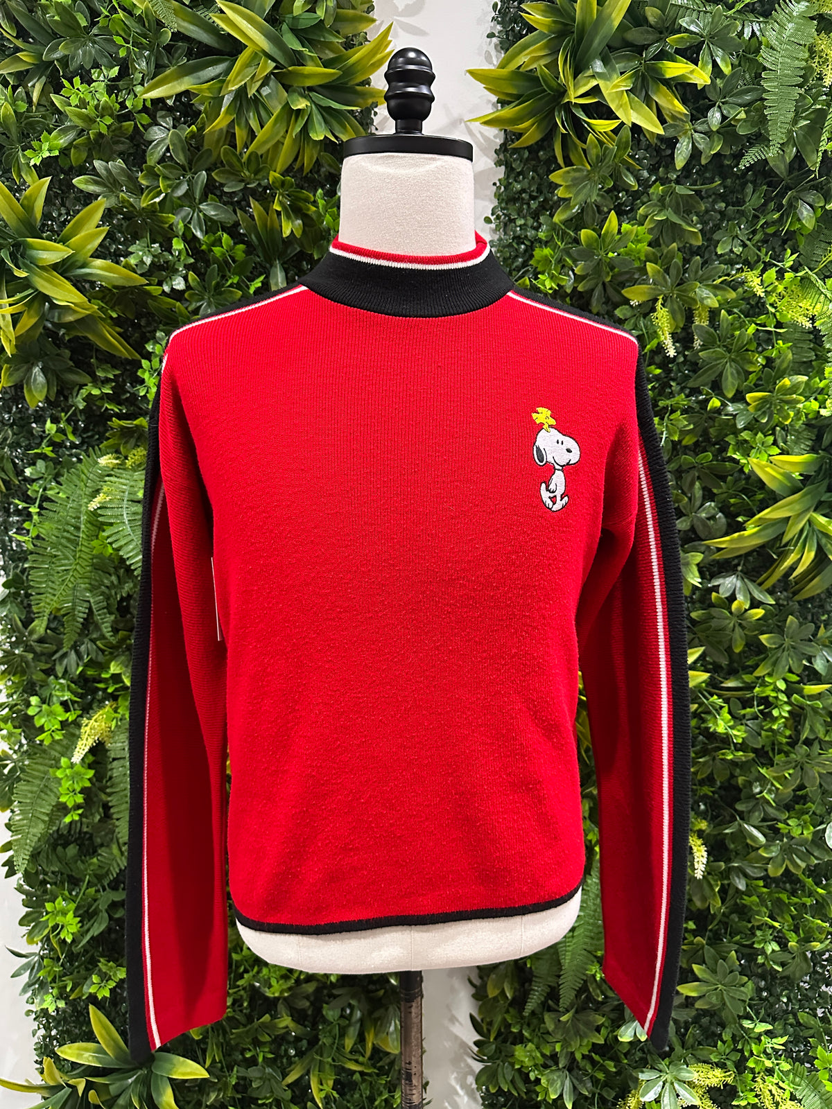 (Womens Small) 90s Snoopy Knitted Sweater 007