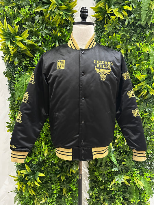 (Mens Medium) NBA Chicago Bulls Bomber Jacket