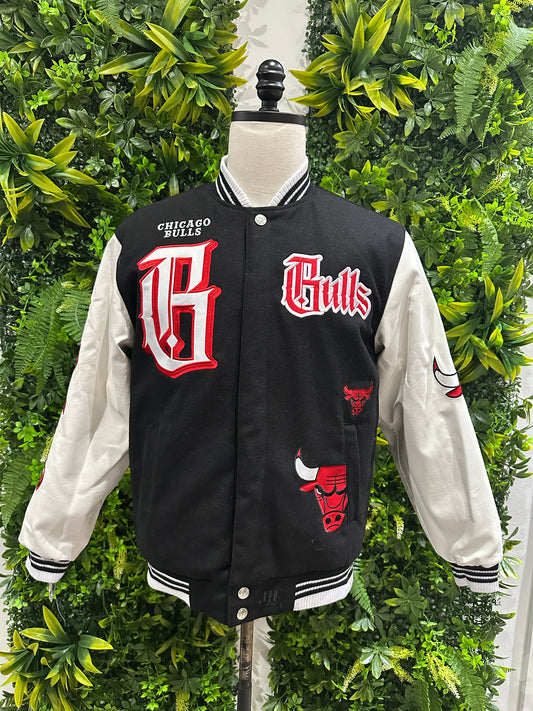 (Mens Small) NBA Chicago Bulls Black & White Reversible Varsity Jacket