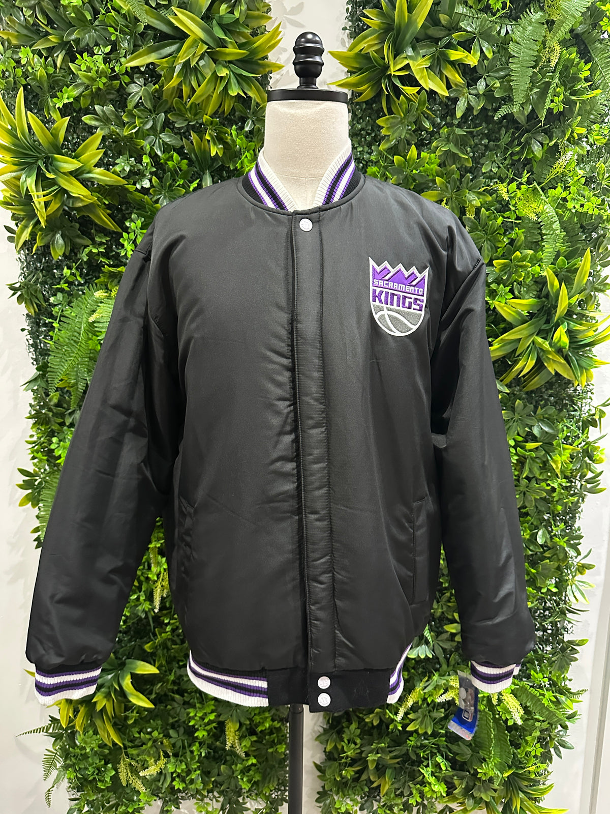 (Mens 2X) NBA Sacramento Kings Reversible Varsity Jacket